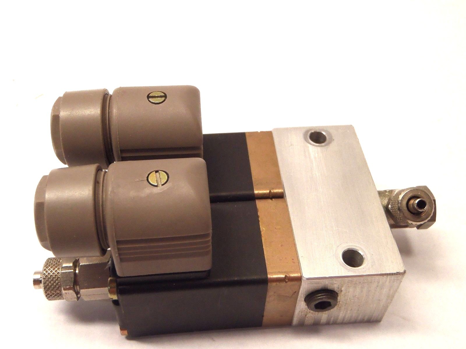 Burkert 312-C-02,0-B-MS FLNSCH-F-000 Solenoid Valves 041521Q LMPU 220V LOT OF 2 - Maverick Industrial Sales