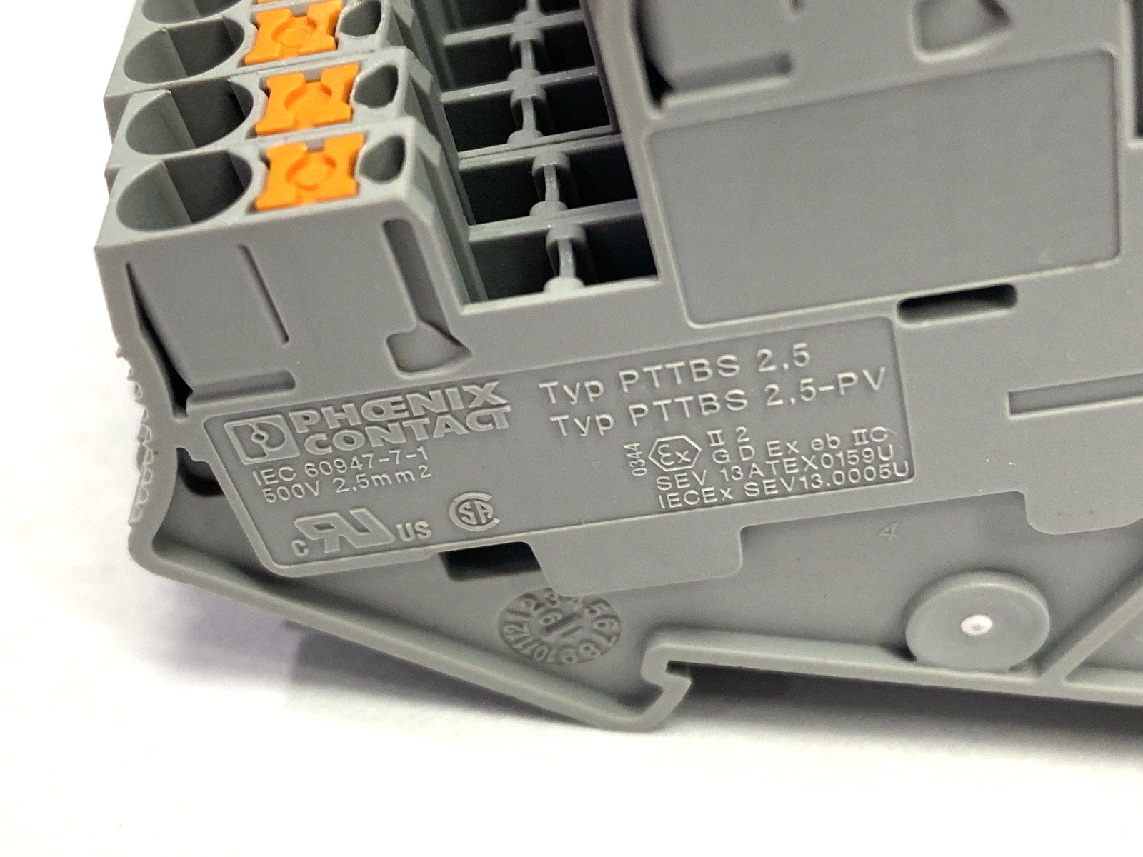 3210211 | Phoenix Contact PTTBS 2,5-PV Double-Level Terminal Block LOT OF 31 - Used - Maverick Industrial Sales