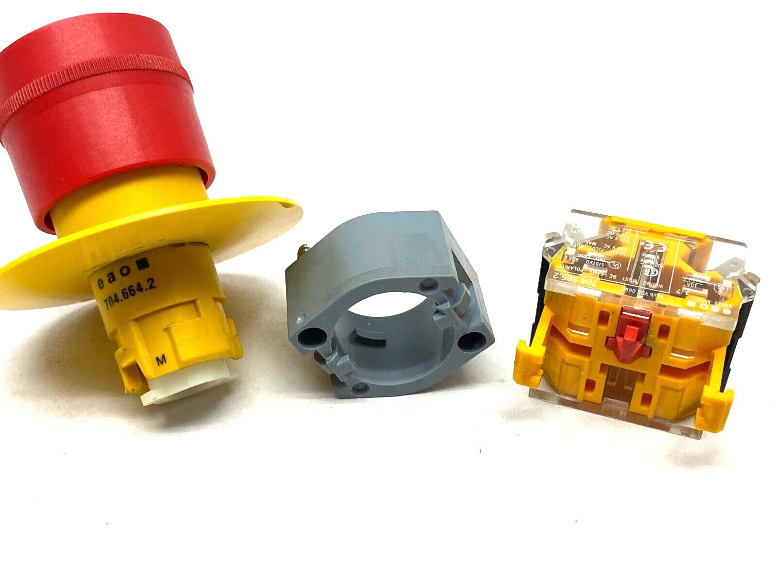 Eao 704.664.2 Emergency Stop Pushbutton Assembly Twist-Release 704.905.2 Contact - Maverick Industrial Sales