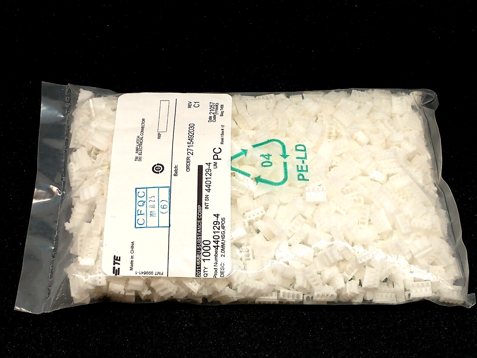 TE Connectivity 440129-4 4-Position Receptacle Header & Wire Housing LOT OF 1000 - Maverick Industrial Sales