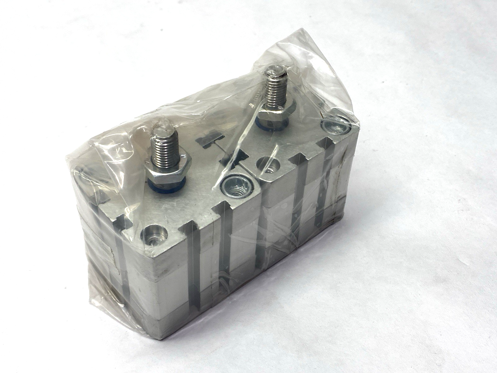 Festo ADN-40-10-A-P-A Pneumatic Compact Cylinder 10mm Stroke 536290 LOT OF 2 - Maverick Industrial Sales