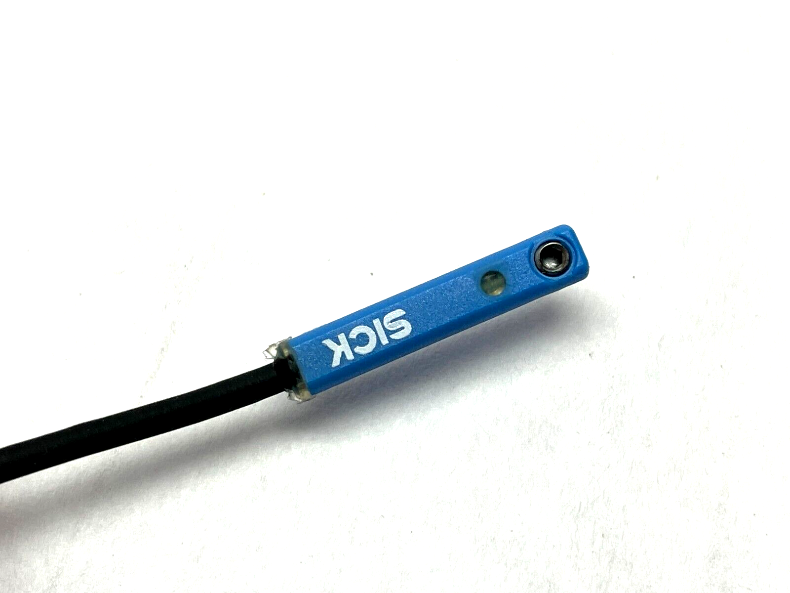 MZC2-1V7PS-SR0 | SICK Magnetic Cylinder Sensor C-Slot - New – Open box - Maverick Industrial Sales