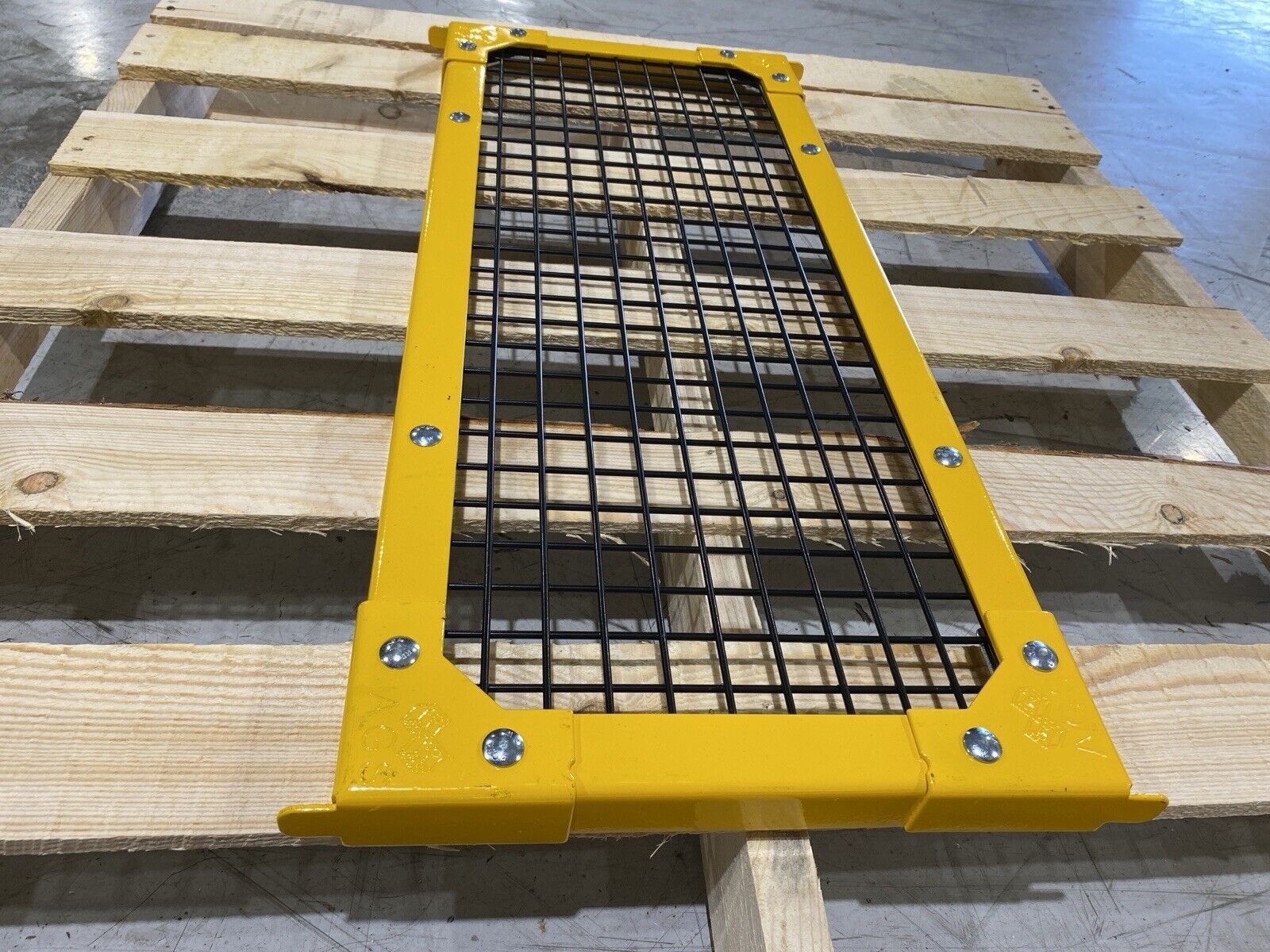 AGS Automation Guarding Systems 900x360 1x1 Mesh Panel - Maverick Industrial Sales