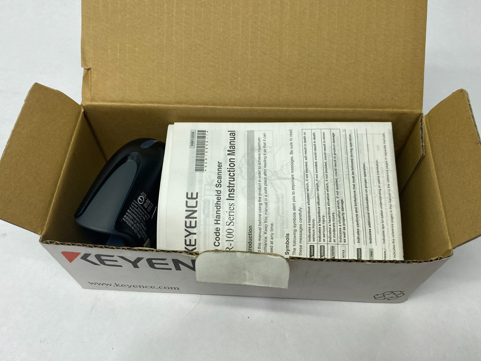 Keyence HR-101 Handheld Code Scanner/Reader, 0-114mm Reading - Maverick Industrial Sales