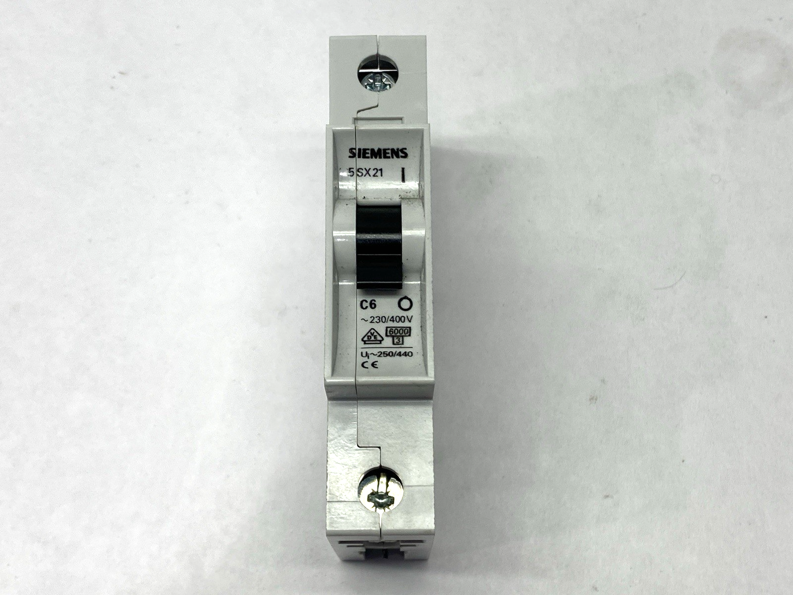 5SX21-C6 | Siemens Miniature Circuit Breaker 277VAC LOT OF 2 - Used - Maverick Industrial Sales