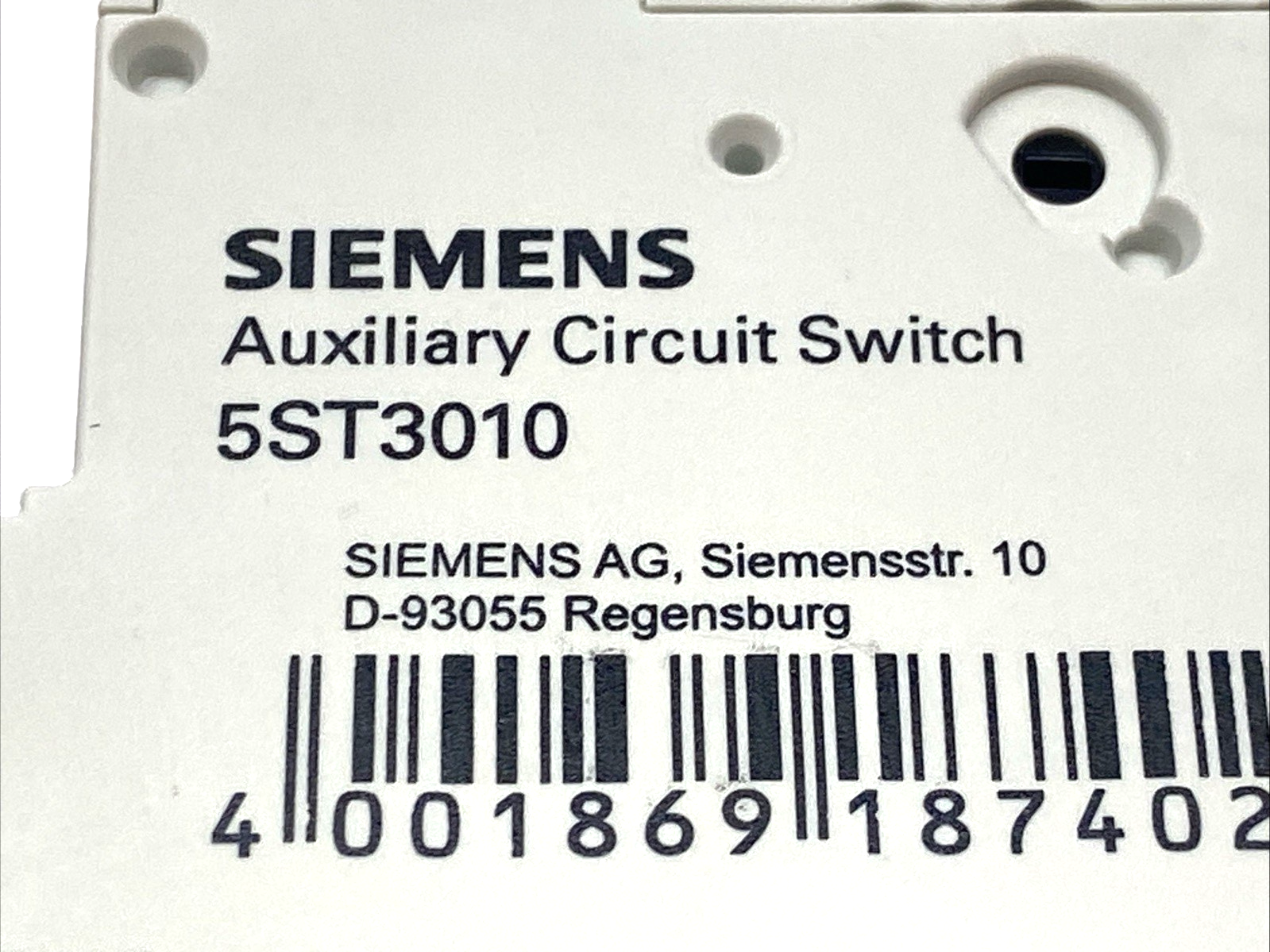 5SJ4306-7HG42 | Siemens Miniature Circuit Breaker 3 Pole 6A 277/480V w/ 5ST3010 - Used - Maverick Industrial Sales