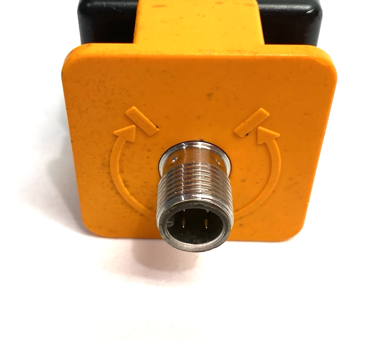 IM5117 | Ifm Inductive Cube Sensor, Long Sense Range, IMC3040-BPKG/US-100-DPS - Used - Maverick Industrial Sales