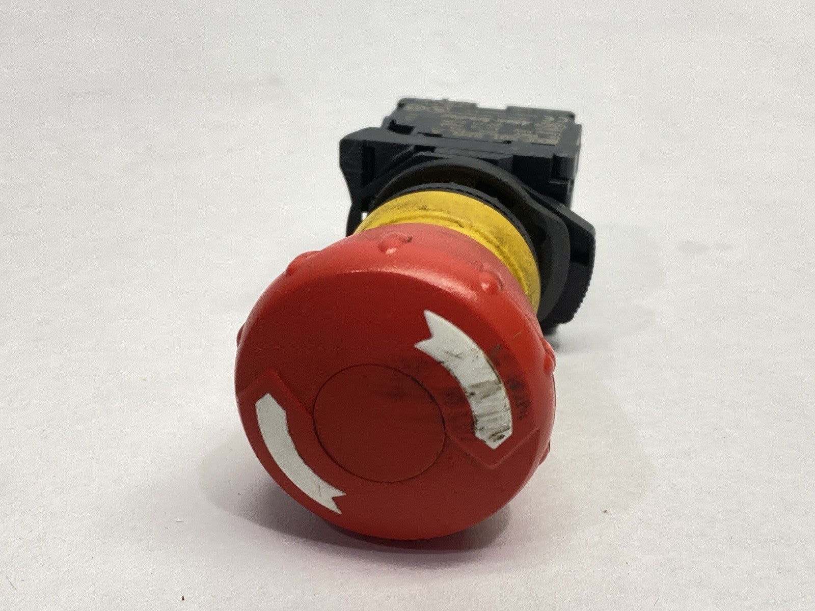 Allen Bradley 800FP-MT44 Emergency Stop Pushbutton w/ 800F-ALP 2x 800F-X01 - Maverick Industrial Sales