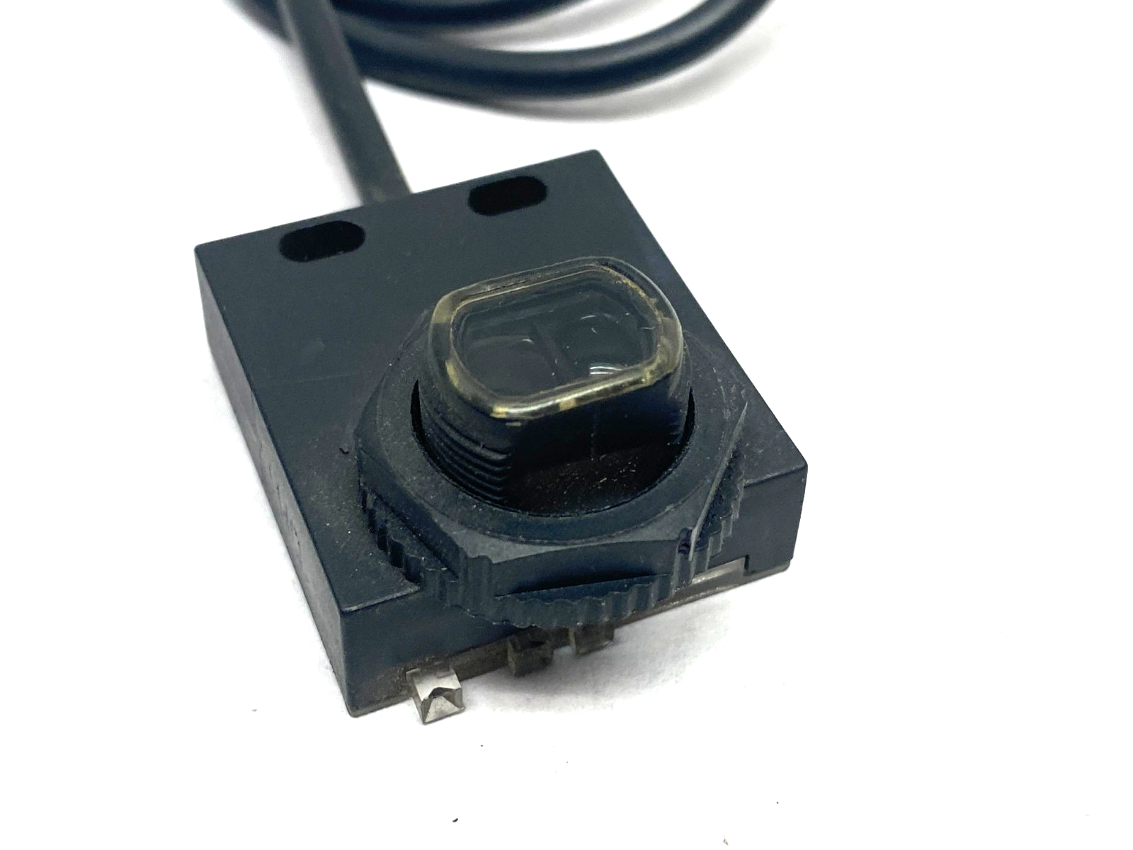 730216-2 | Automotion Accusight Photoelectric Sensor 10-30VDC - Used - Maverick Industrial Sales
