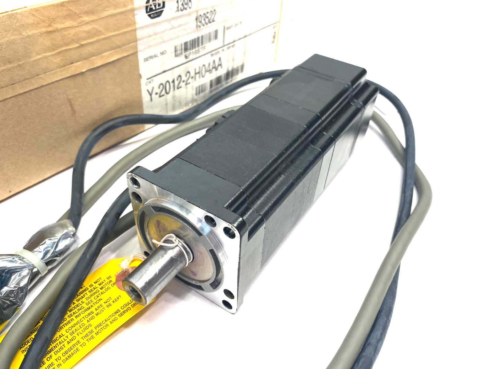 Allen Bradley Y-2012-2-H04AA Ser. B Brushless Servo Motor Y-Series - Maverick Industrial Sales