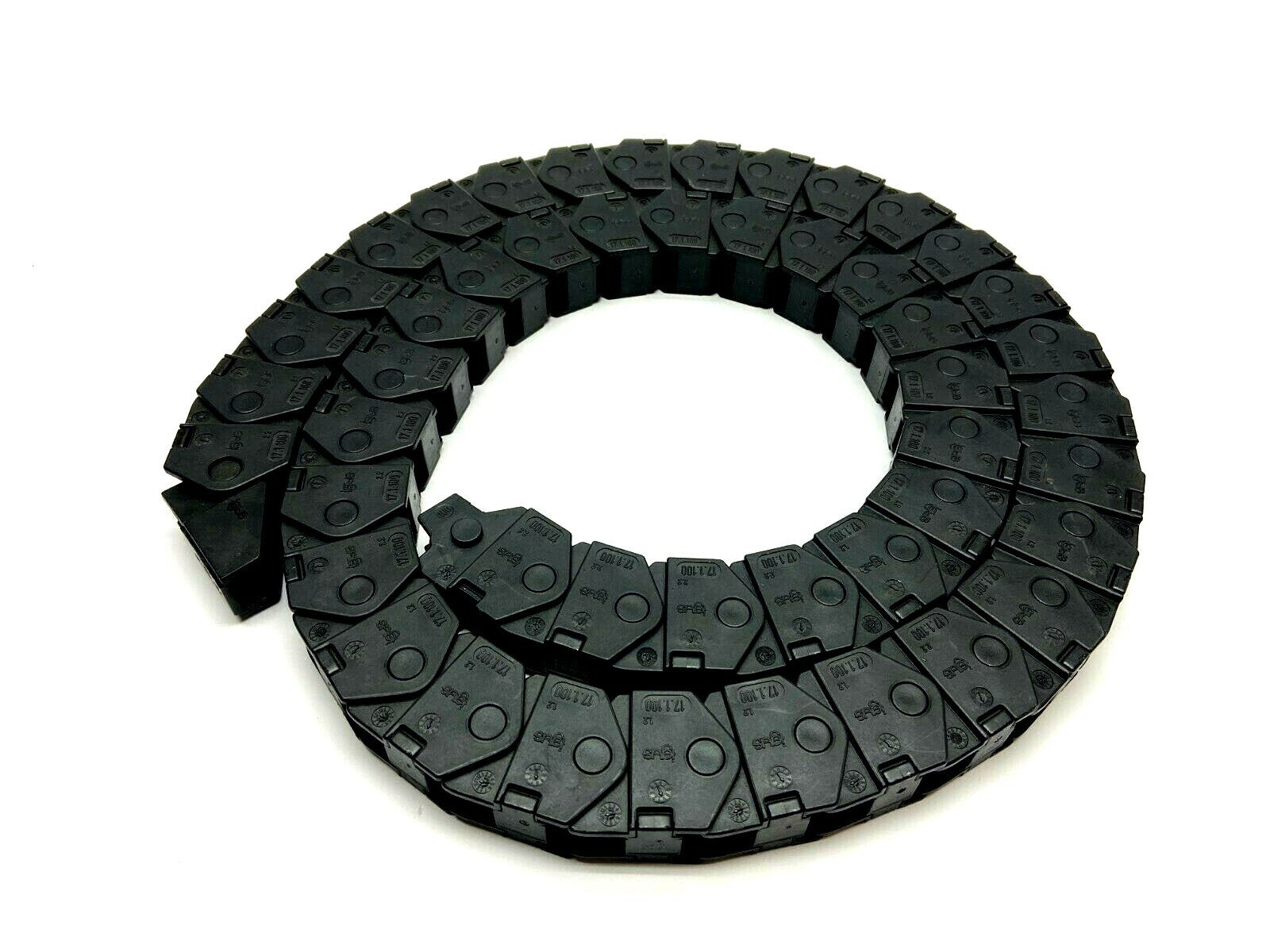 Igus 17.1.100 58" 48 Link Series 17 Energy Chain 15 mm Inner Width 100 mm Bend - Maverick Industrial Sales