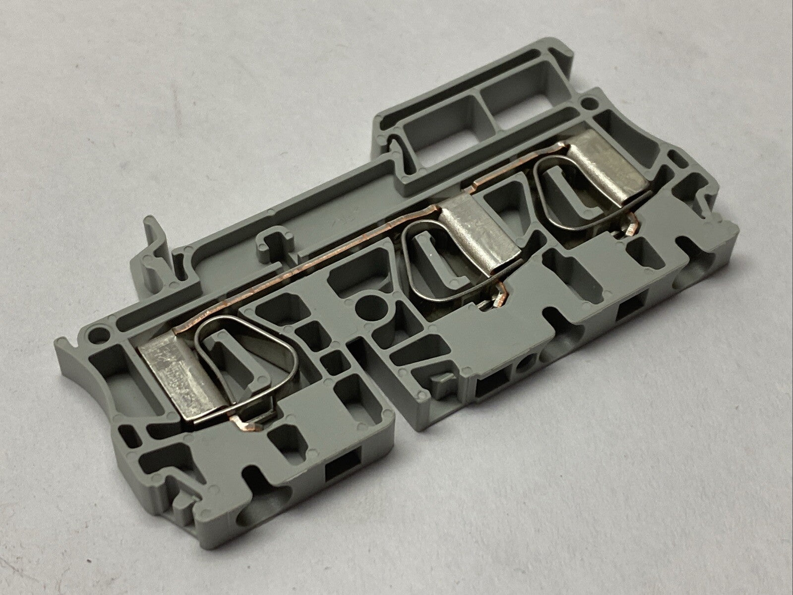 Allen Bradley 1492-L4T Ser A IEC Terminal Block LOT OF 44 - Maverick Industrial Sales