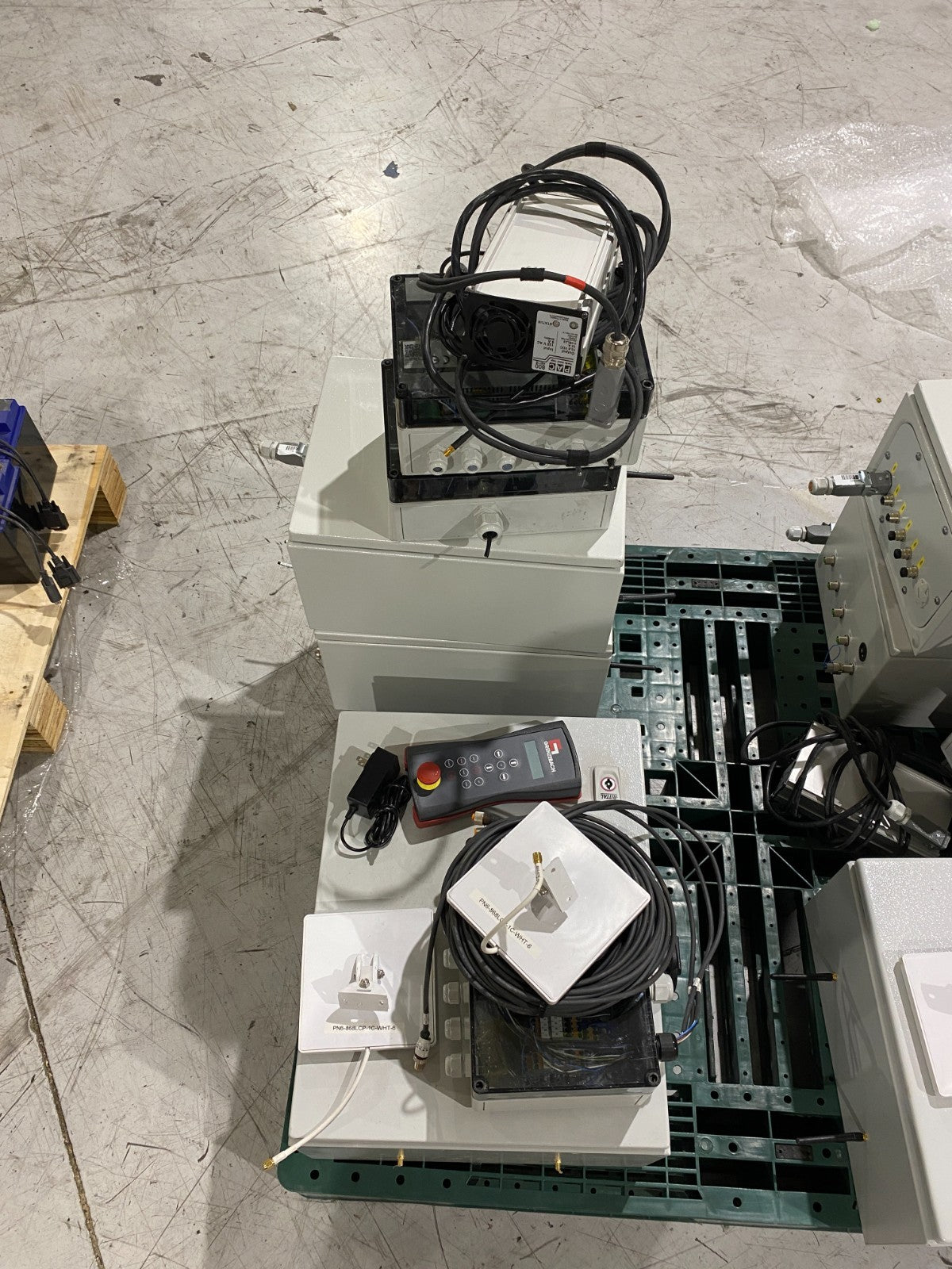 L1200 L1200-Li | Grenzebach AGV's, Automated Guided Vehicles (2020) LOT OF 2 - Used - Maverick Industrial Sales