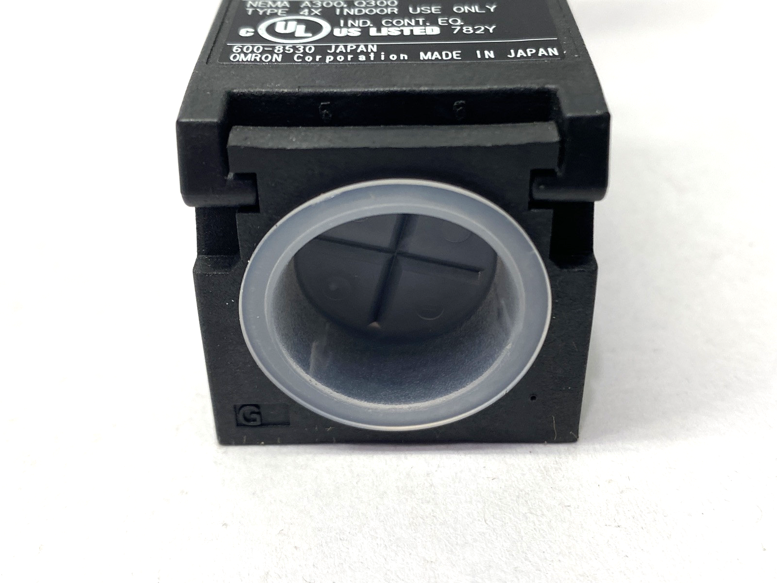 Omron D4N-2C20 Limit Switch 240VAC - Maverick Industrial Sales