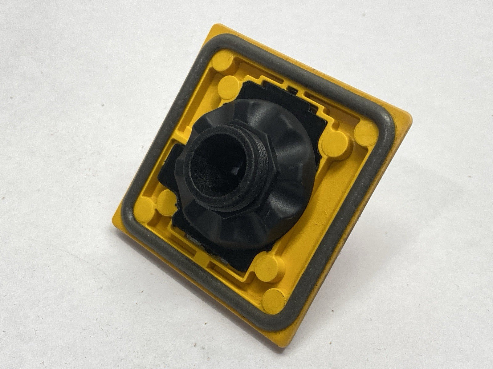 OHYS2RJ | ABB Operator Selector Handle Red/Yellow - Used - Maverick Industrial Sales