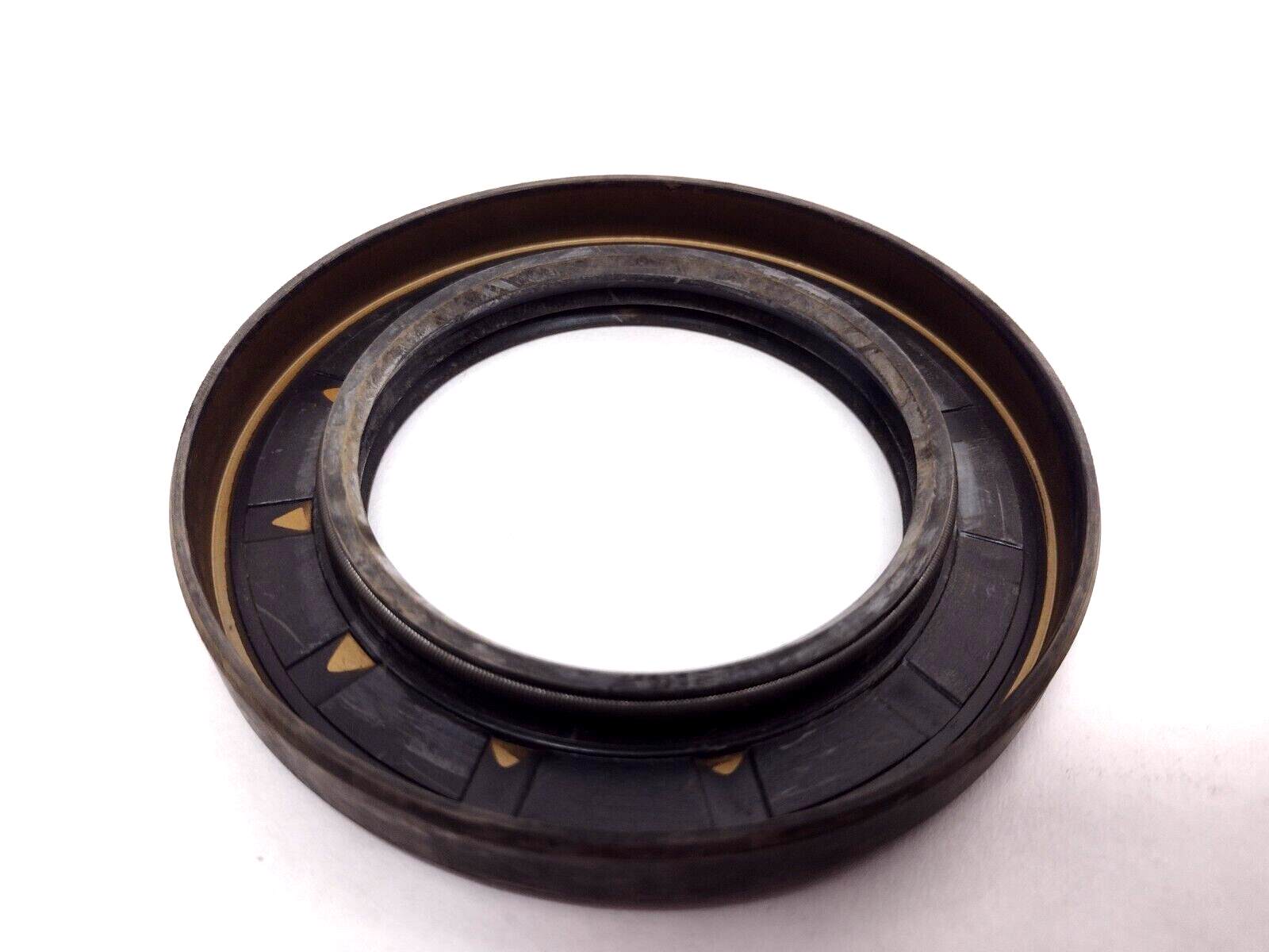 TTO TC4Y 387 250 46 0909 Shaft Seal LOT OF 10 - New – Open box - Maverick Industrial Sales