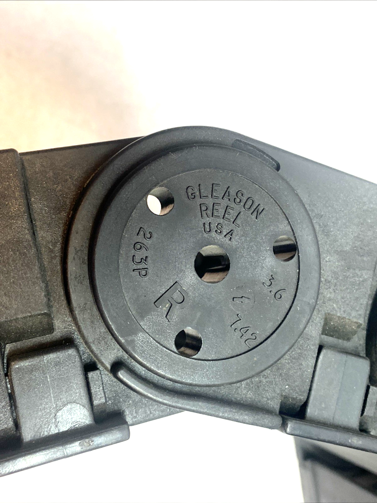 Gleason Reel 263P Energy Chain Cable Carrier 7 Links - Maverick Industrial Sales