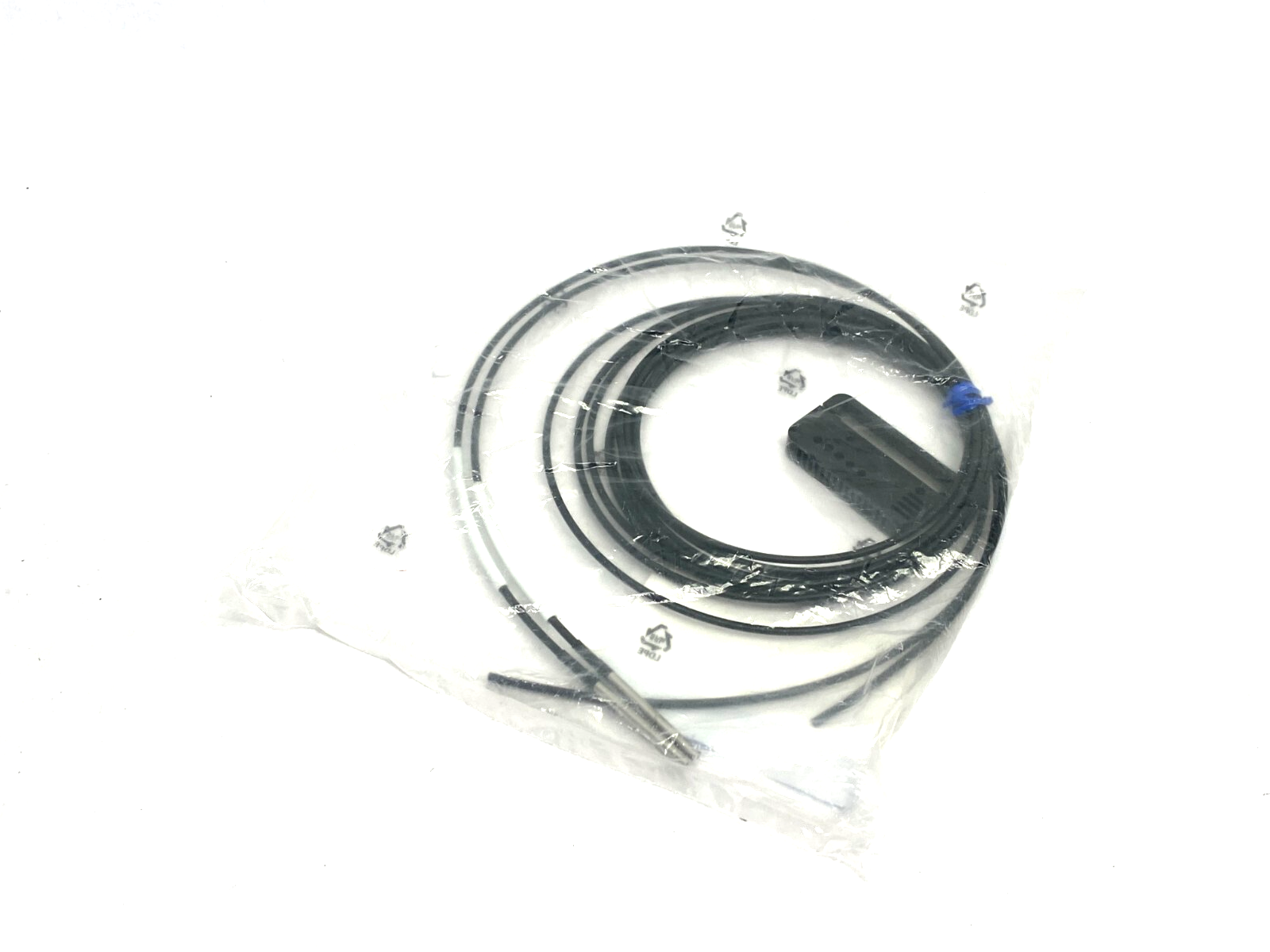 Omron E32-T14L Fiber Optic Sensor Head Dual-Channel - Maverick Industrial Sales