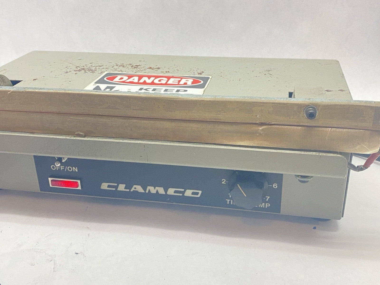 W400-16 | Clamco Heavy-Duty Industrial Tabletop Impulse Sealer 16" - Used - Maverick Industrial Sales