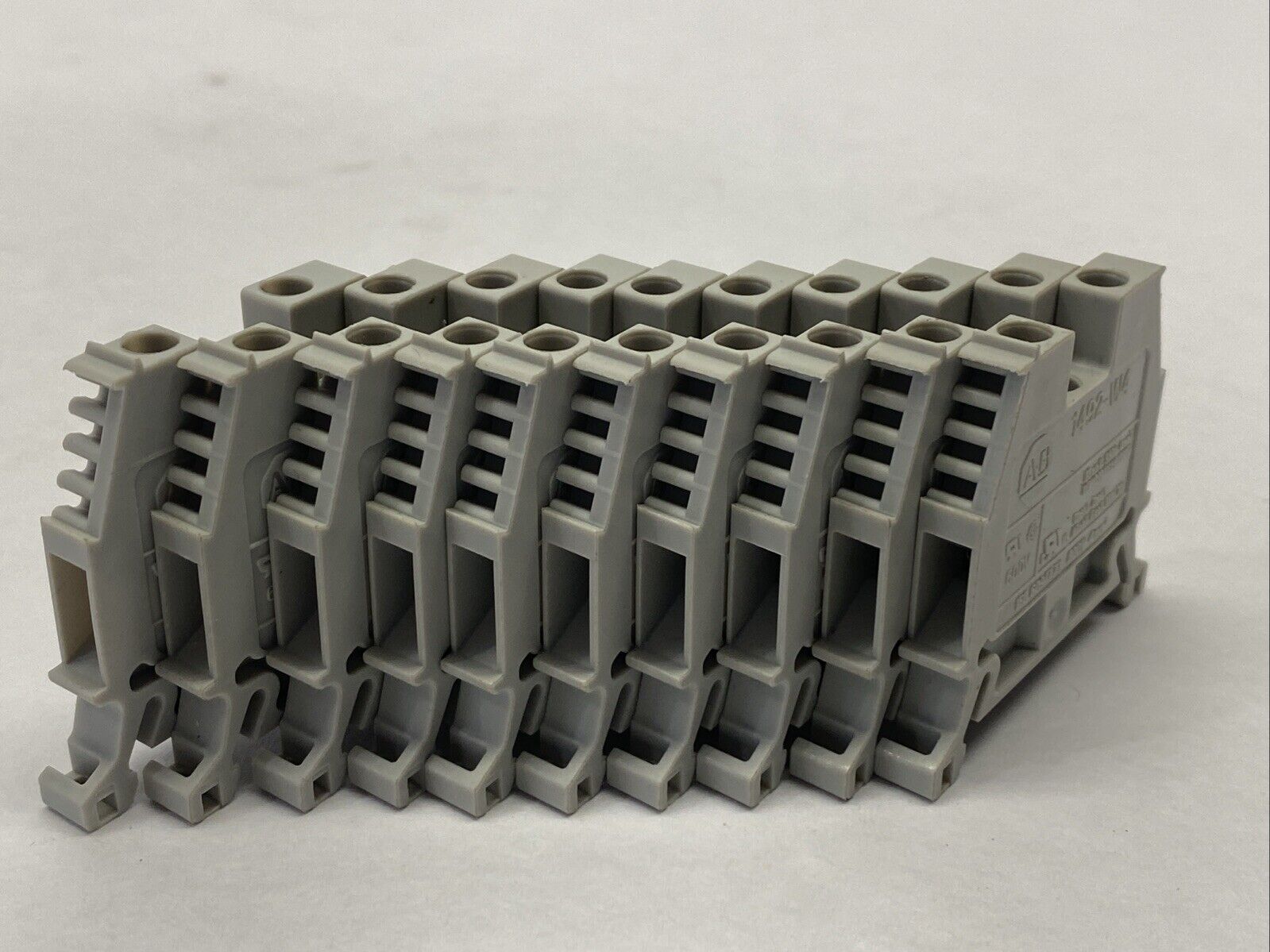 Allen Bradley 1492-W4 Terminal Blocks 30A 600VAC/DC Gray 4mm LOT OF 10 - Maverick Industrial Sales