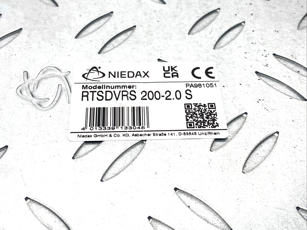 Niedax RTSS 110.200 Cable Tray System T-Piece & RTSDVRS 200-2.0 S Antislip Cover - Maverick Industrial Sales