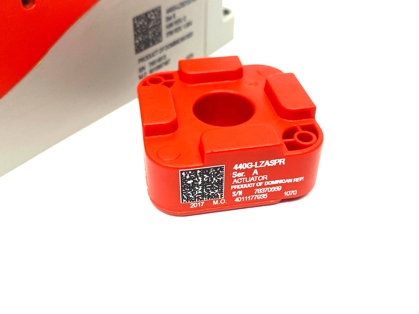 Allen Bradley 440G-LZS21STRH Ser. A Guardmaster Locking Switch w/ 440G-LZASPR - Maverick Industrial Sales