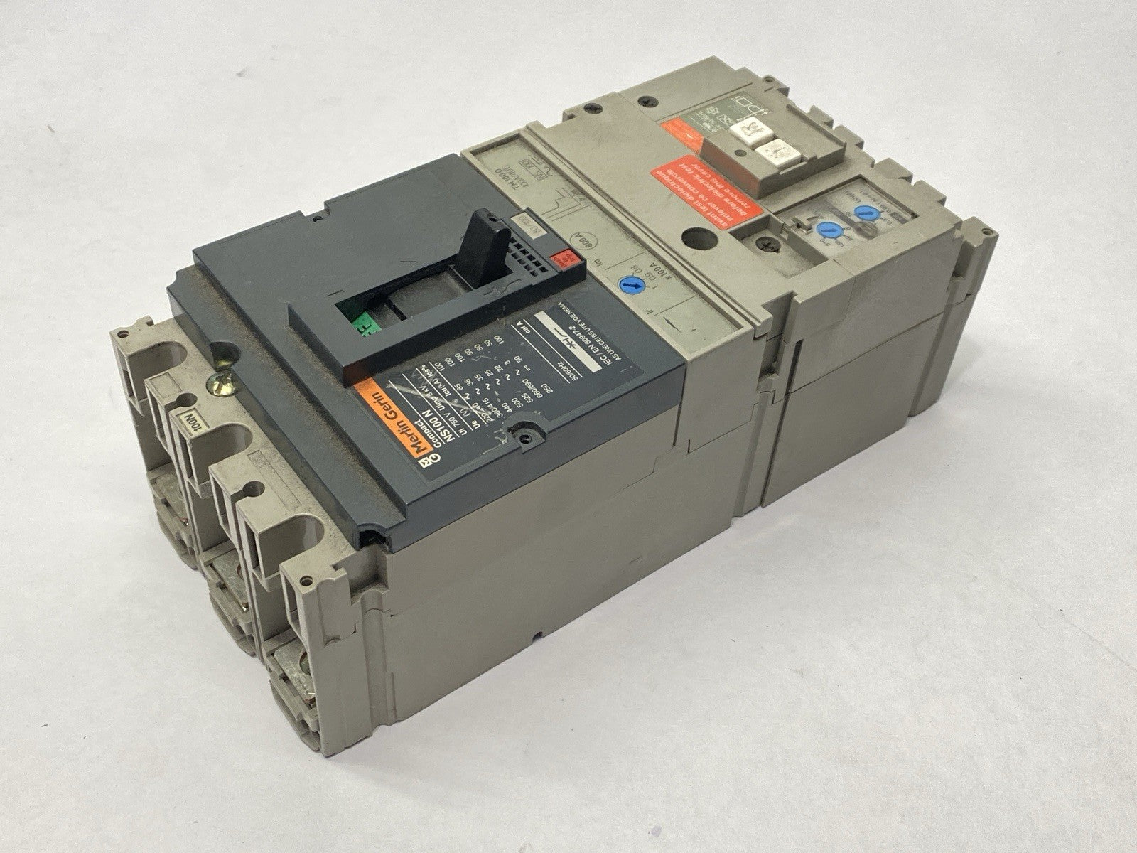 NS100-160-250 N/H/NA | Merlin Gerin Circuit Breaker 100A w/ Vigi NS 100/160 Add-On - For parts or not working - Maverick Industrial Sales