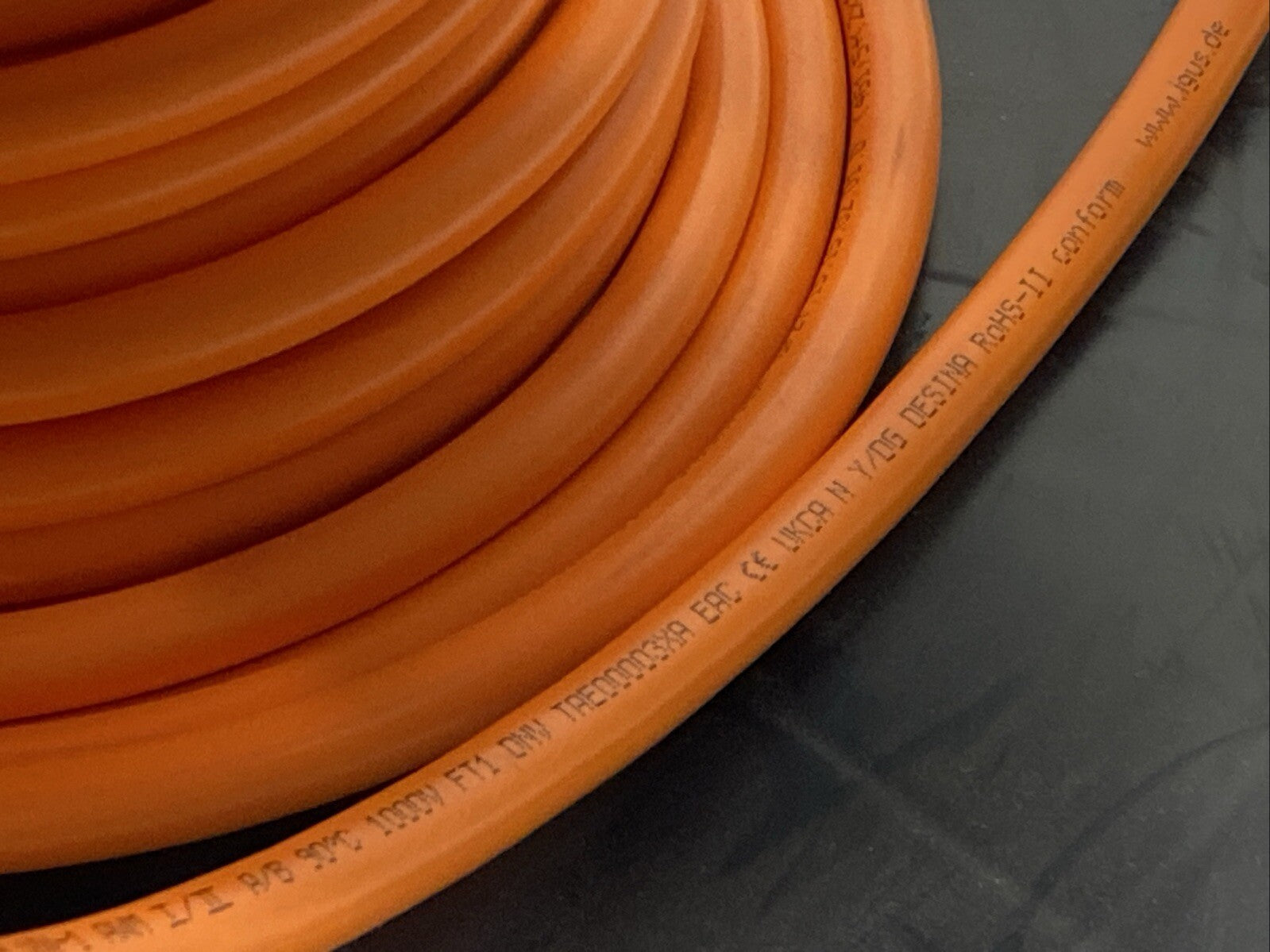 Igus CF27-15-15-02-01-D Multi-Conductor Cable 6c 16AWG PU Orange 40FT Spool - Maverick Industrial Sales