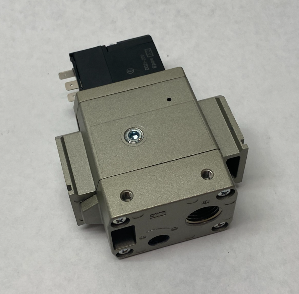 SMC AV4000-N04-5DZ Pneumatic Soft Start Up Valve 1/2" NPT Ports - Maverick Industrial Sales