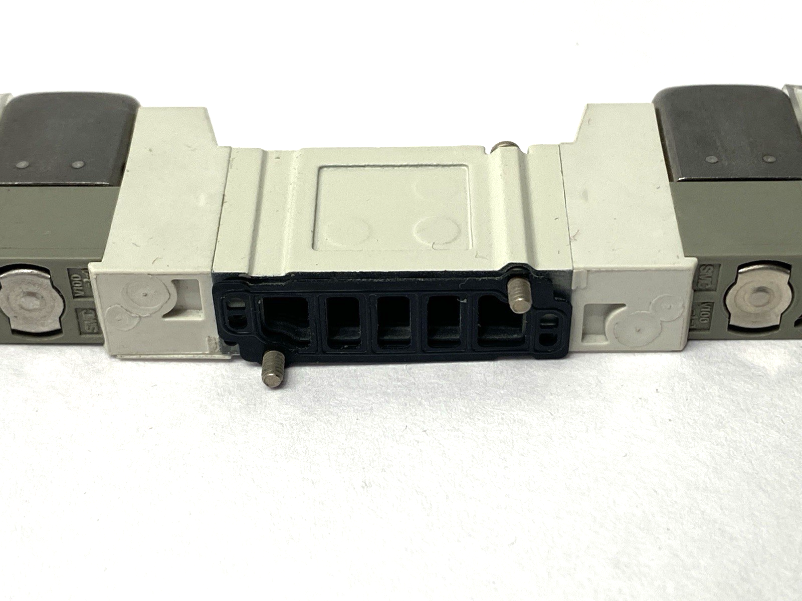 SMC SY3240-5LOZ Pneumatic Solenoid Valve 5-Port - Maverick Industrial Sales