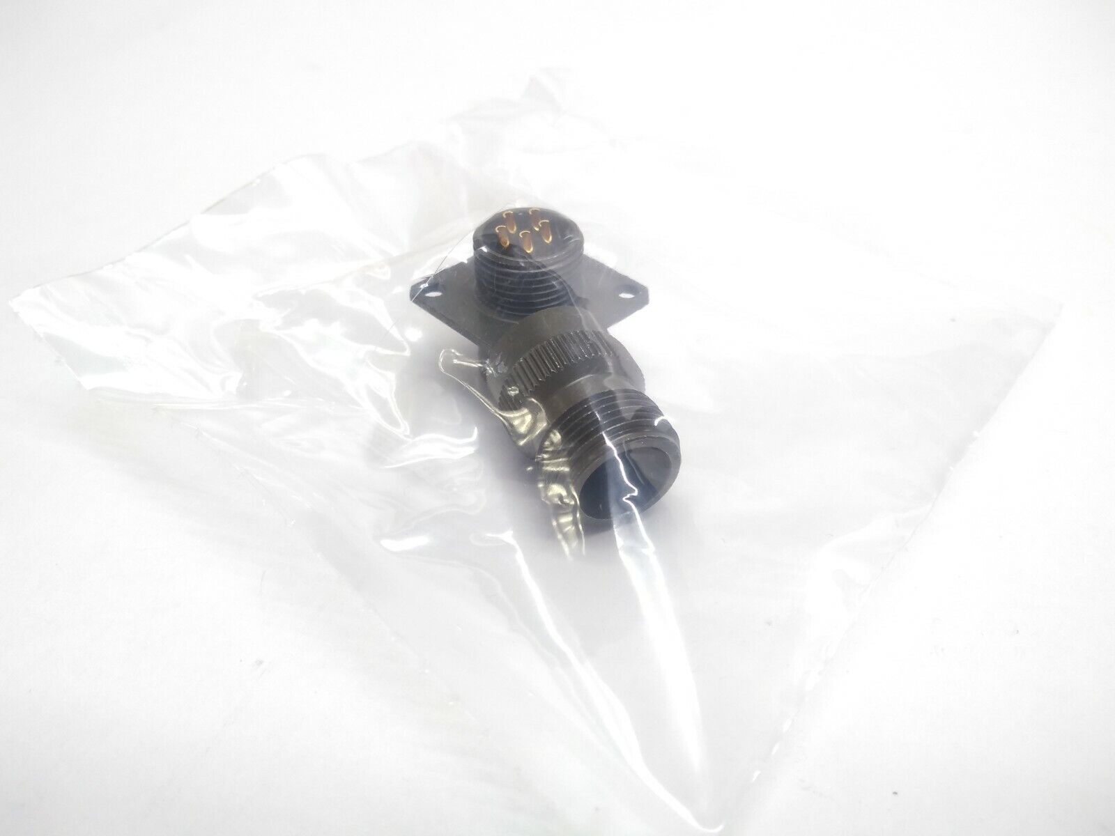 Amphenol PT00A-10-5S Circular MIL Spec Connector 5P Sz 10 Wall Mount Receptacle - Maverick Industrial Sales