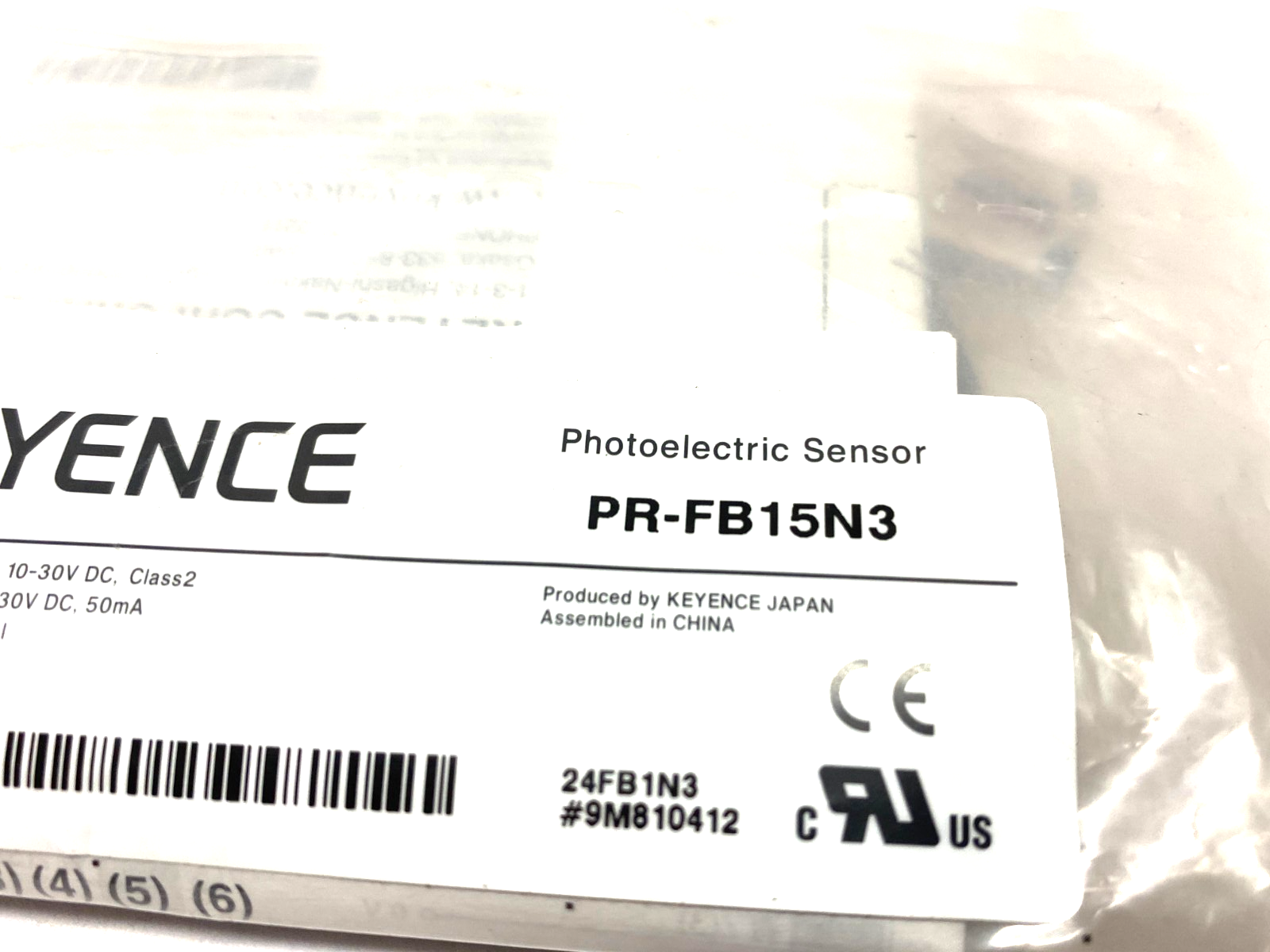 Keyence PR-FB15N3 Self-Contained Flat, Reflective Photoelectric Sensor - Maverick Industrial Sales