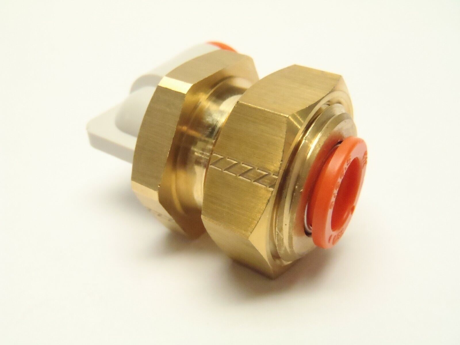 SMC KQ2LE11-00A Male Bulkhead Elbow Fitting 3/8" Inch Hose - Maverick Industrial Sales