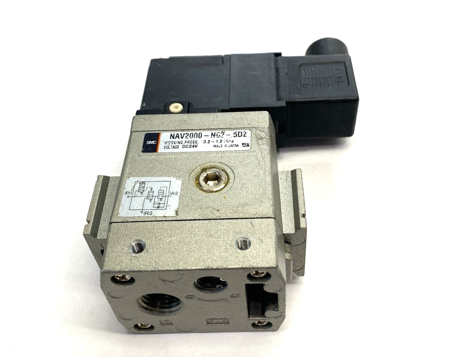 SMC NAV2000-N02-5DZ Soft Start Valve 1/4" Ports 24VDC - Maverick Industrial Sales