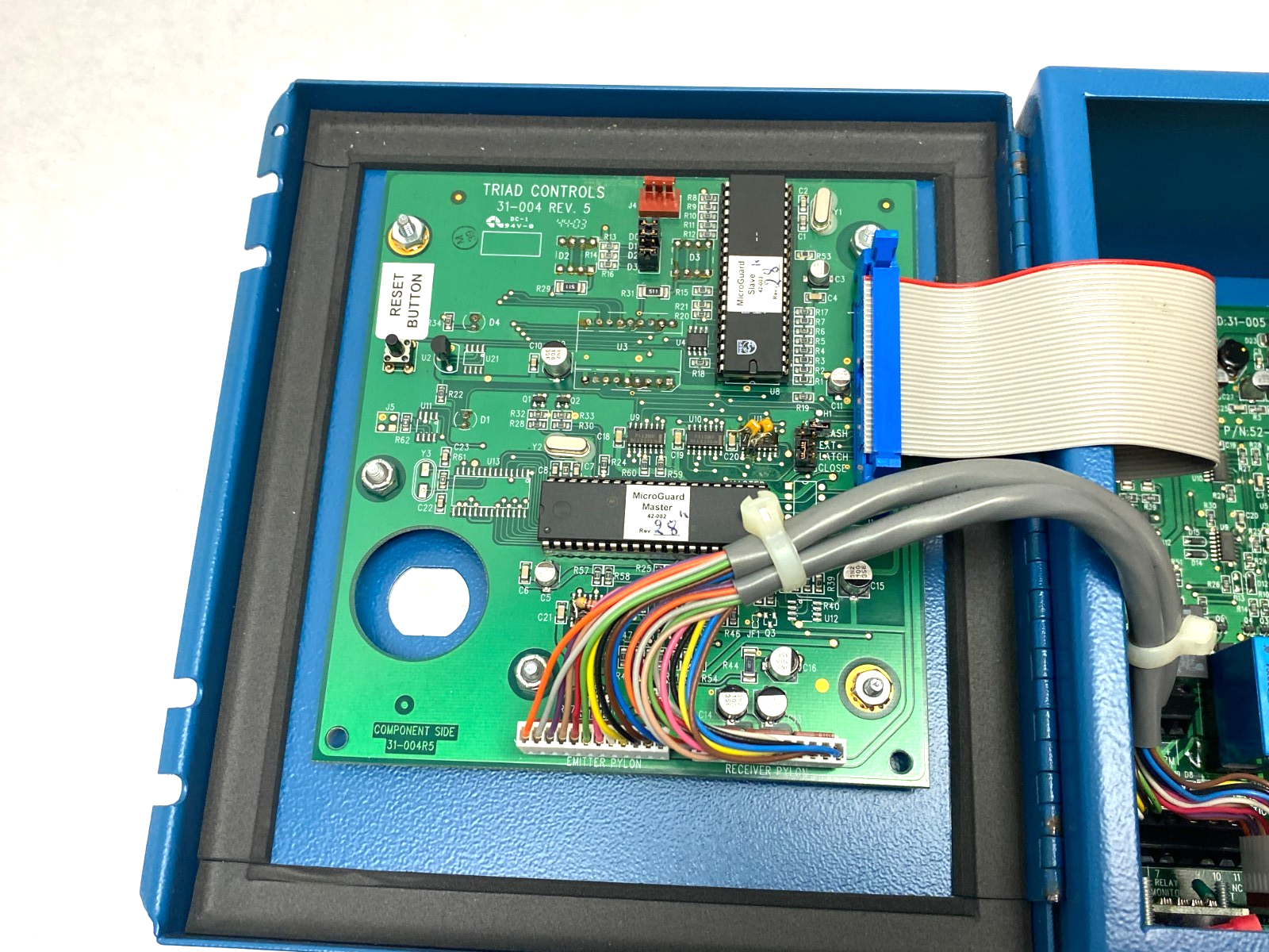 MG-20-0F-AU | Pinnacle Systems microGUARD Metal Box Controller Module - Used - Maverick Industrial Sales