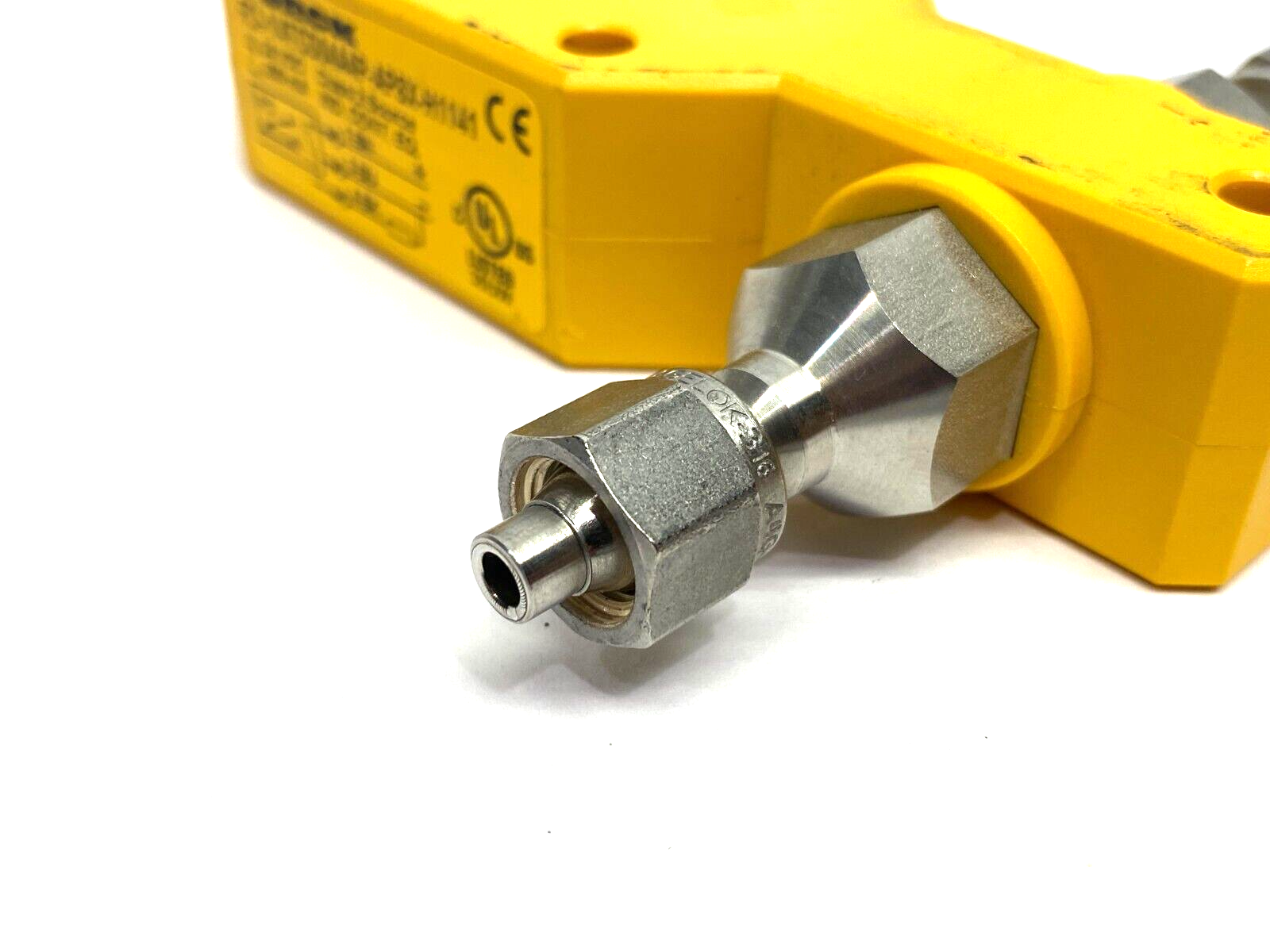 Turck FCI-1/4TCD04A4P-AP8X-H1141 Flow Monitoring Inline Sensor 6870823 - Used - Maverick Industrial Sales