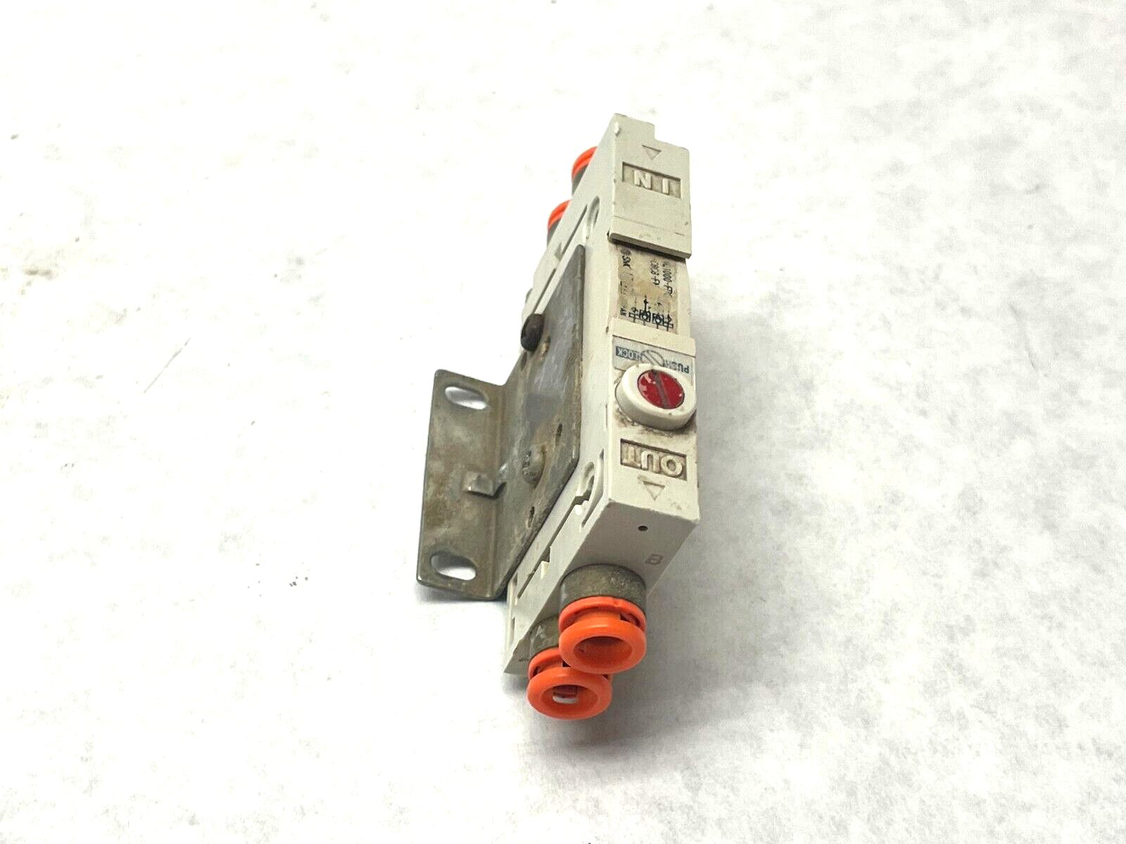 SMC VQ1000-FPG-C6C6 Perfect Check Block - Maverick Industrial Sales