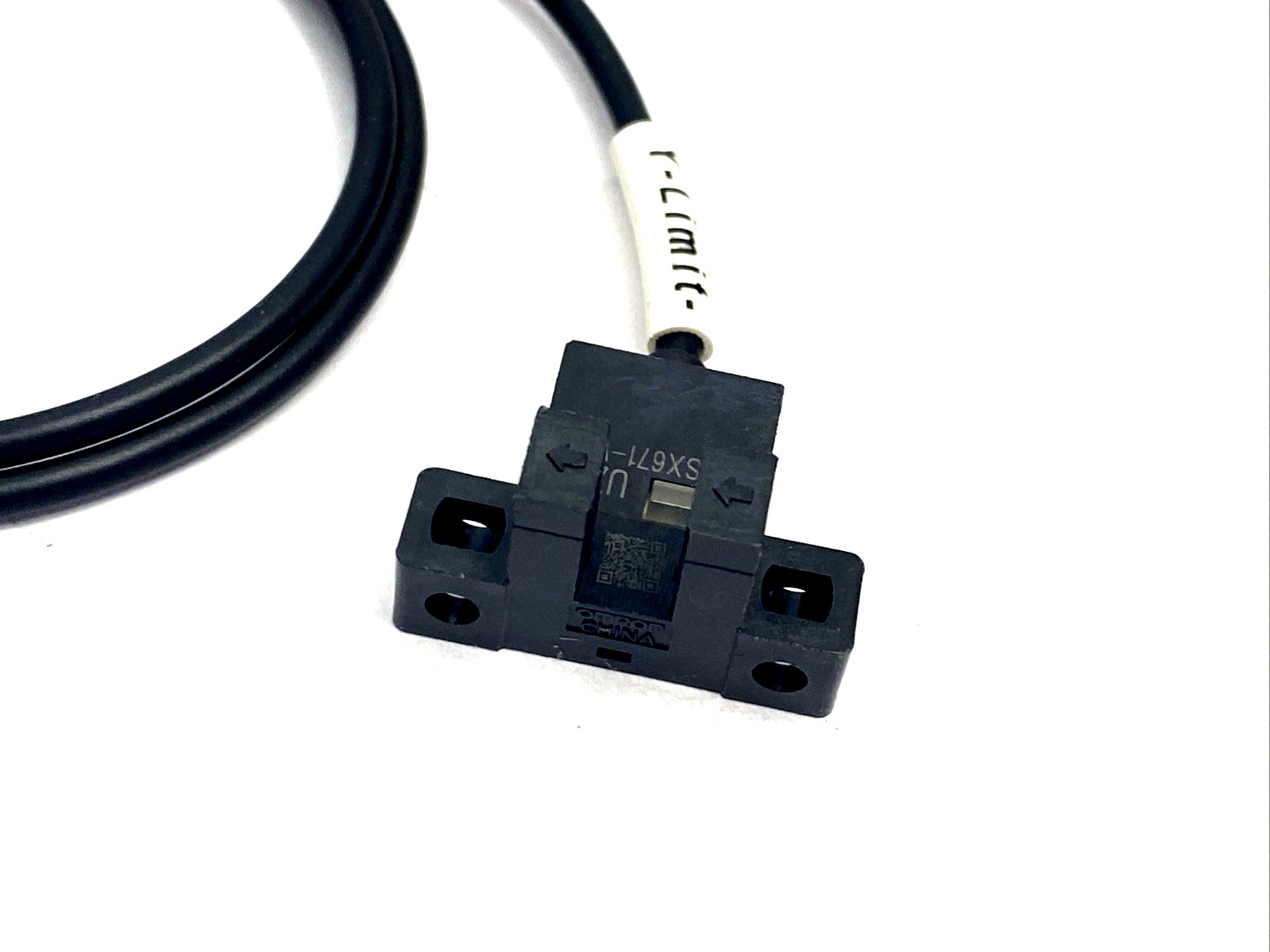Omron EE-SX671-WR Photomicrosensor, Slot Type 4-Pin 1m CU0548, EE-SX671-WR-0B - Maverick Industrial Sales