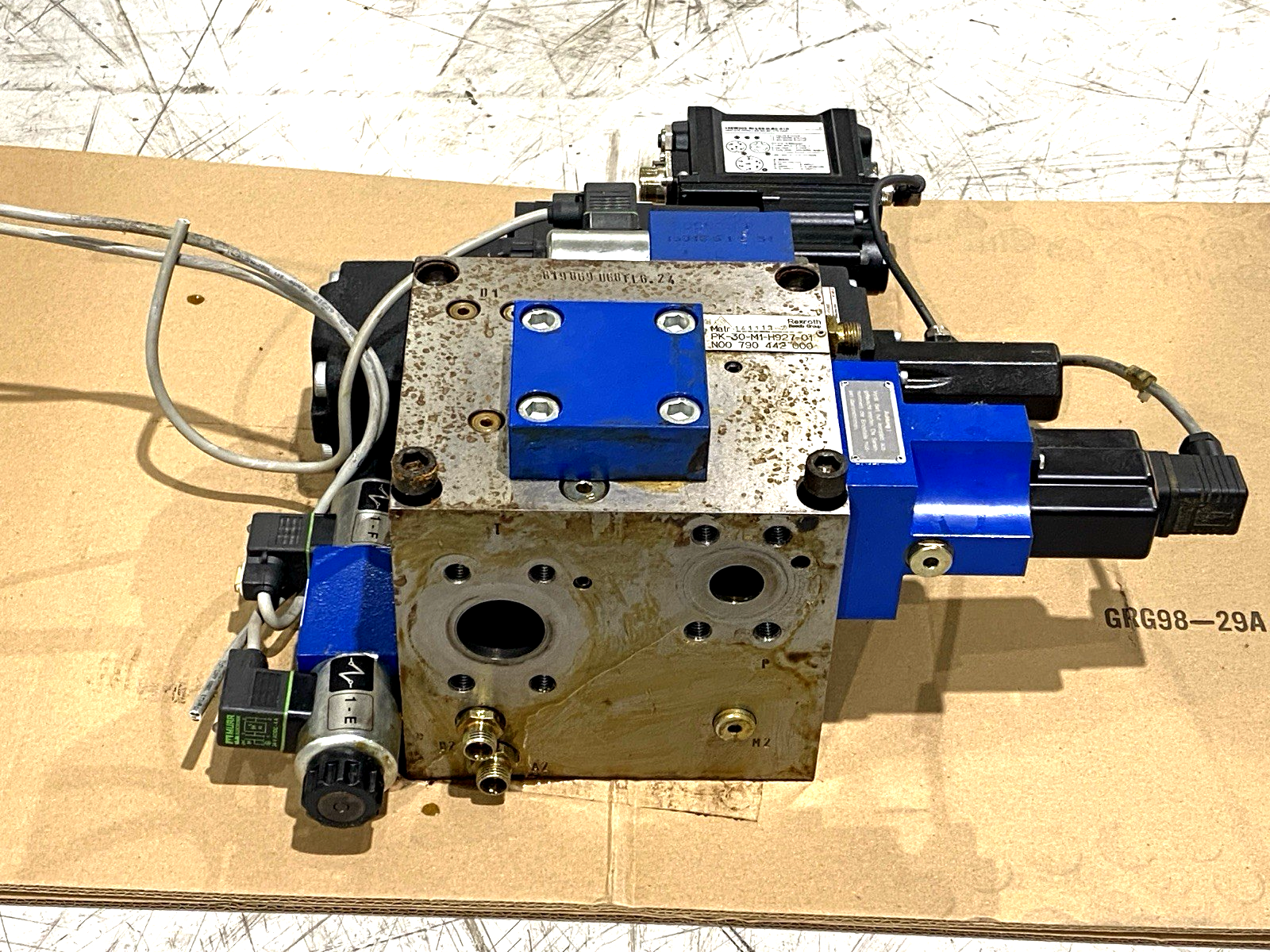 DPZO-LES-SN-BC473-D9/E | Atos Valve DLHZO-LES-SN-BC-040-L13 Bosch Rexroth 141113-2 - Used - Maverick Industrial Sales