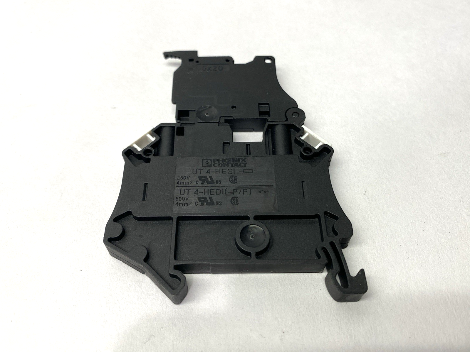 UT 4-HESI | Phoenix Contact Fuse Modular Terminal Block 5X20 3046032 LOT OF 4 - Used - Maverick Industrial Sales