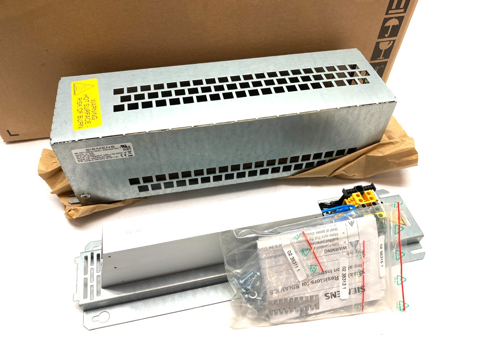 Siemens 6SL3201-0BE21-0AA0 SINAMICS Braking Resistor 140 Ohm - Maverick Industrial Sales