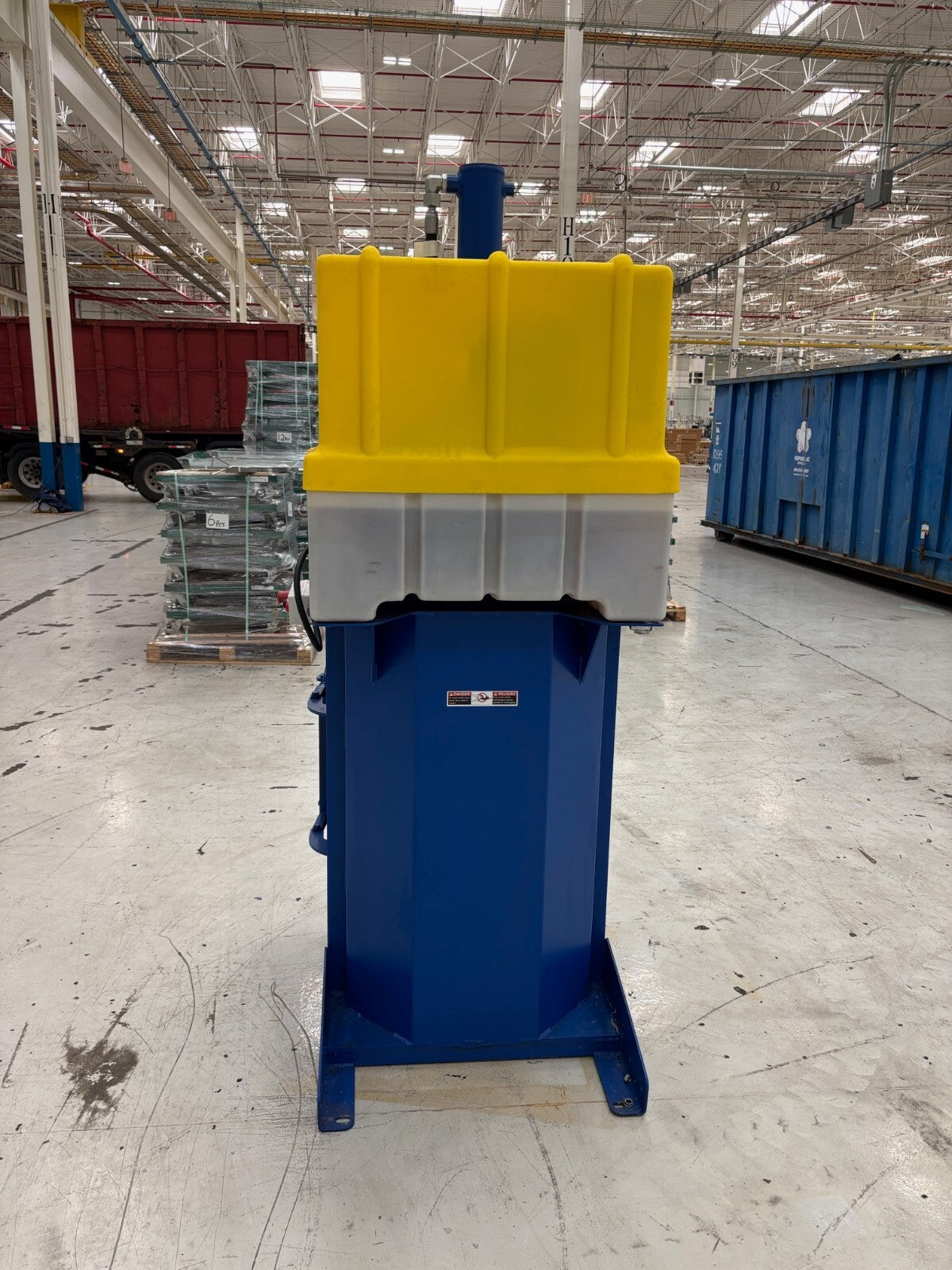 Global Industrial HDC-905-IDC/460V Hydraulic Drum Crusher / Compactor, 55G Steel - Maverick Industrial Sales
