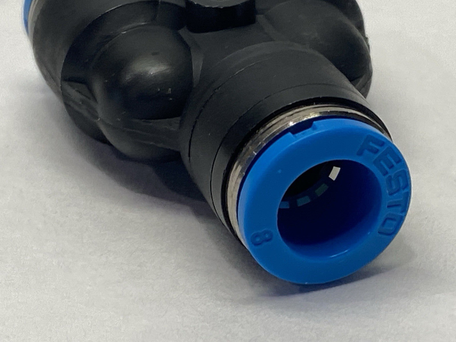 Festo QSY-8 Push-In Y-Connector/Fitting 8mm Tube O.D. 153150 LOT OF 2 - Maverick Industrial Sales