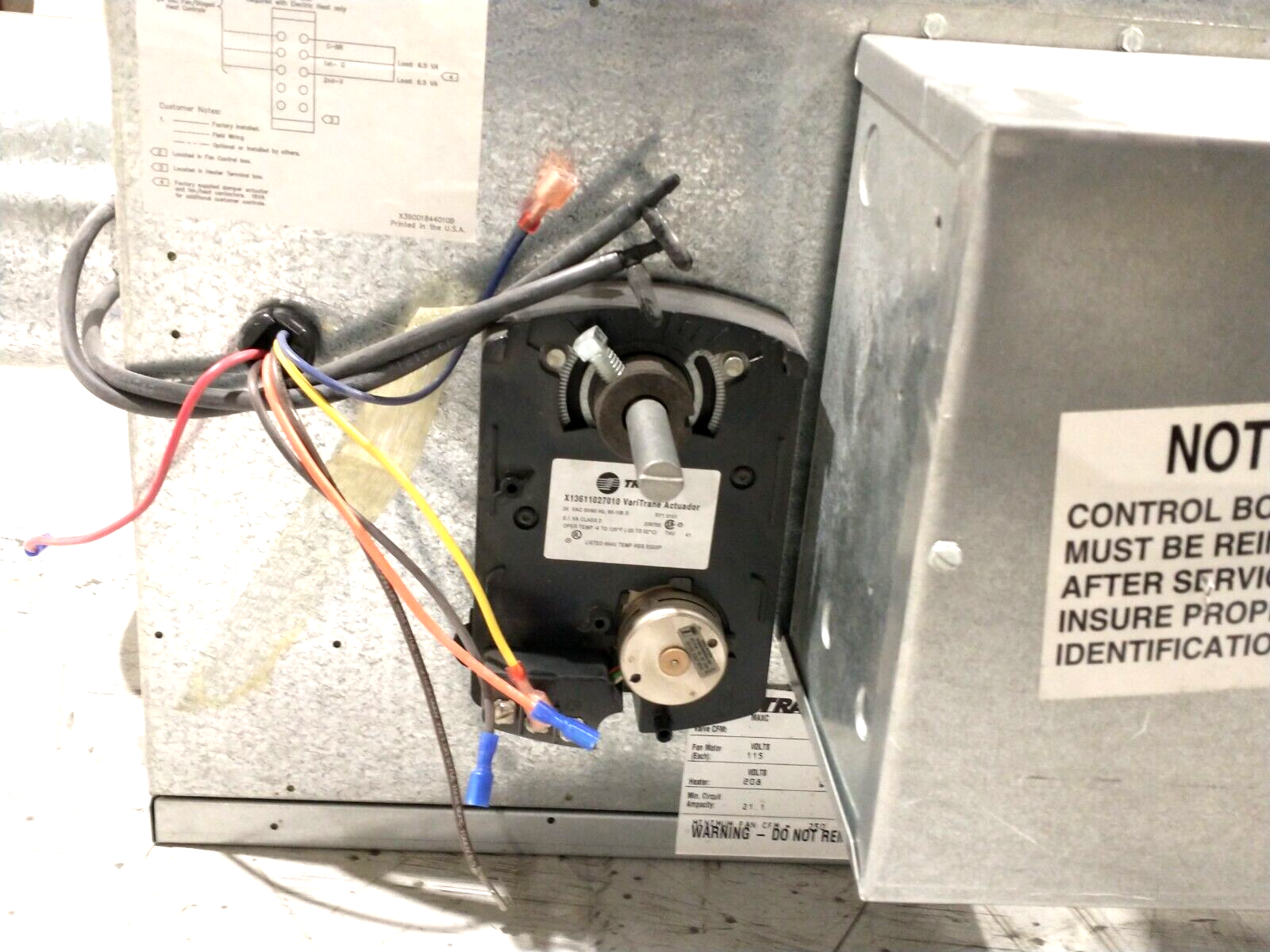 Trane VSEF0600AA0DD00FD1000L0WWB05511W Volume Unit & DB20732-5.5-3P Heater - Maverick Industrial Sales