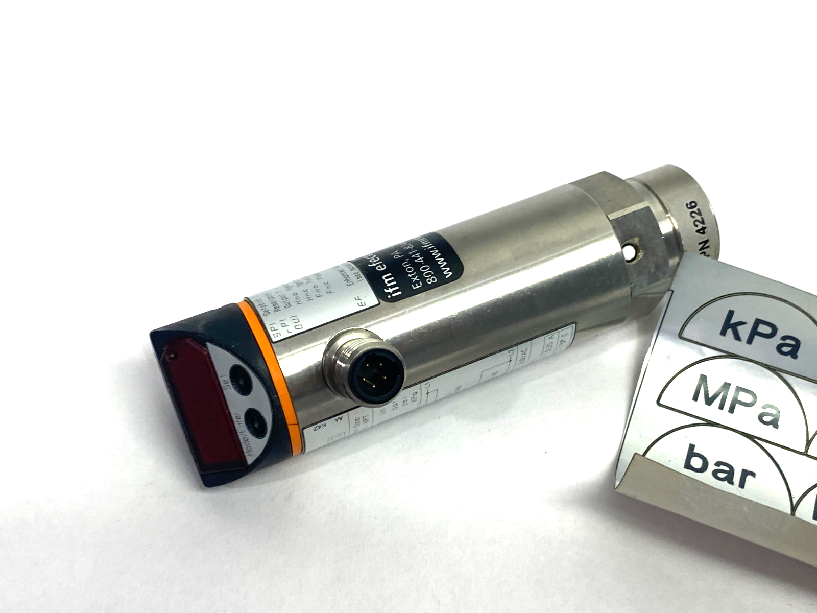 PN4226 | Ifm Pressure Sensor, Digital Display PN-2,5-RBN14-HFBOW/LS/ /V - New – Open box - Maverick Industrial Sales