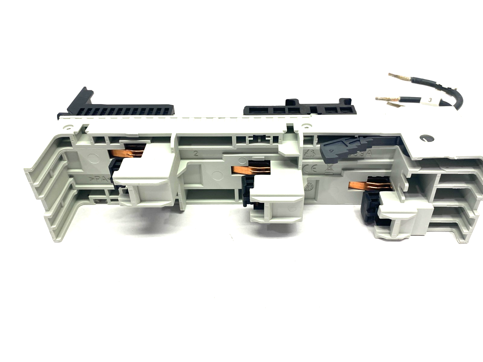 Siemens 8US1251-5DS10 Device Adapter S00/S0, 25A, for 60mm Busbar System - Maverick Industrial Sales
