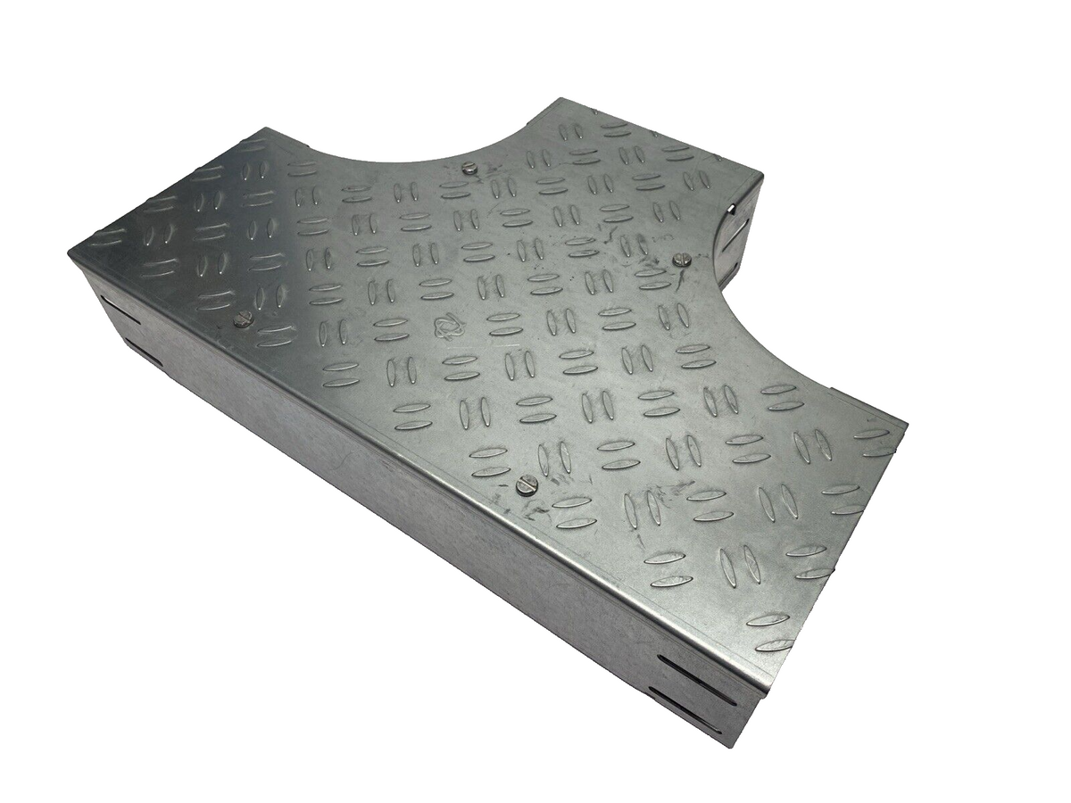 Niedax RTSS 110.200 Cable Tray System T-Piece & RTSDVRS 200-2.0 S Antislip Cover - Maverick Industrial Sales