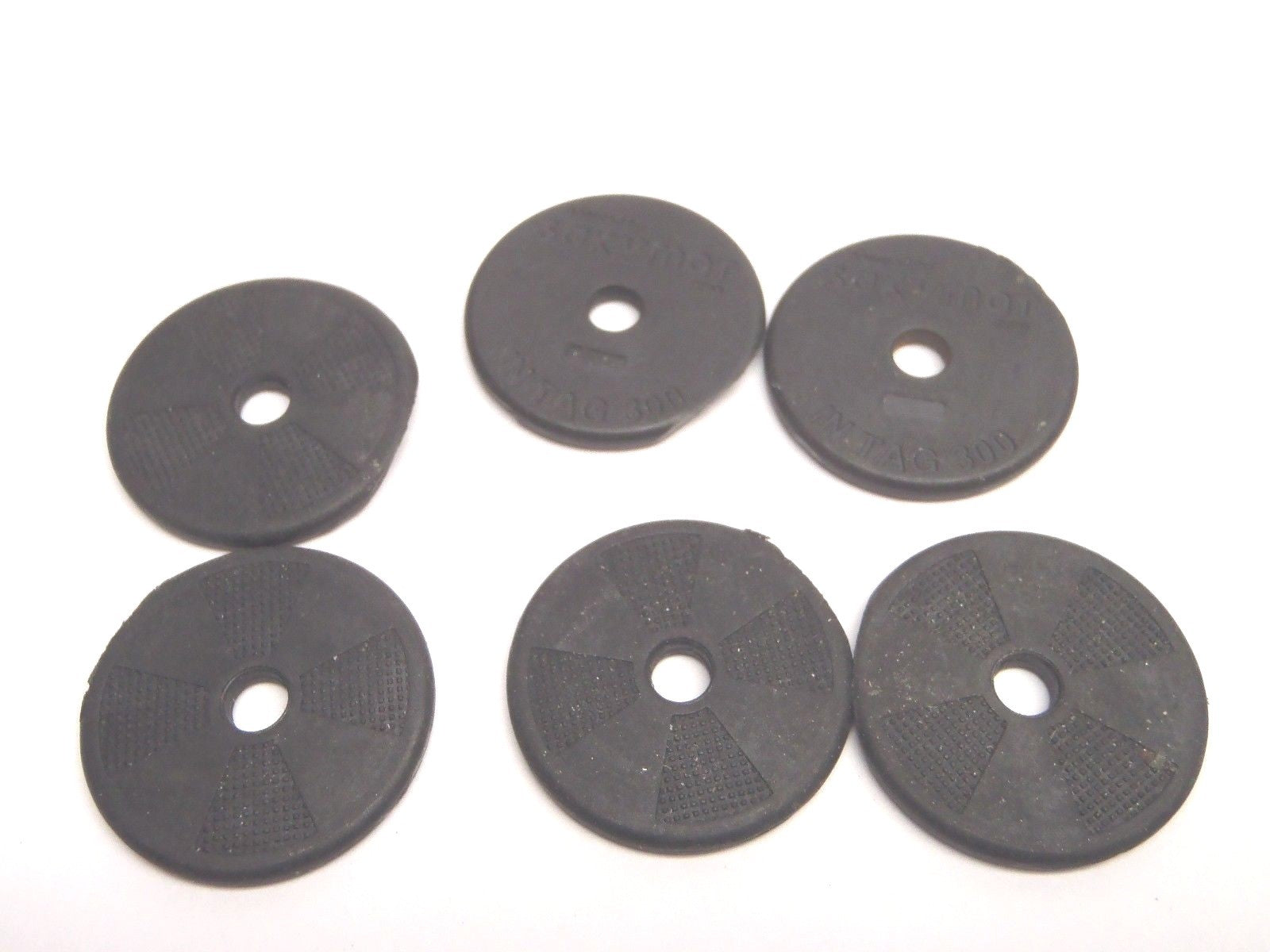 IQC33-30 | Pepperl+Fuchs RFID Transponder 207937 LOT OF 6 - Used - Maverick Industrial Sales