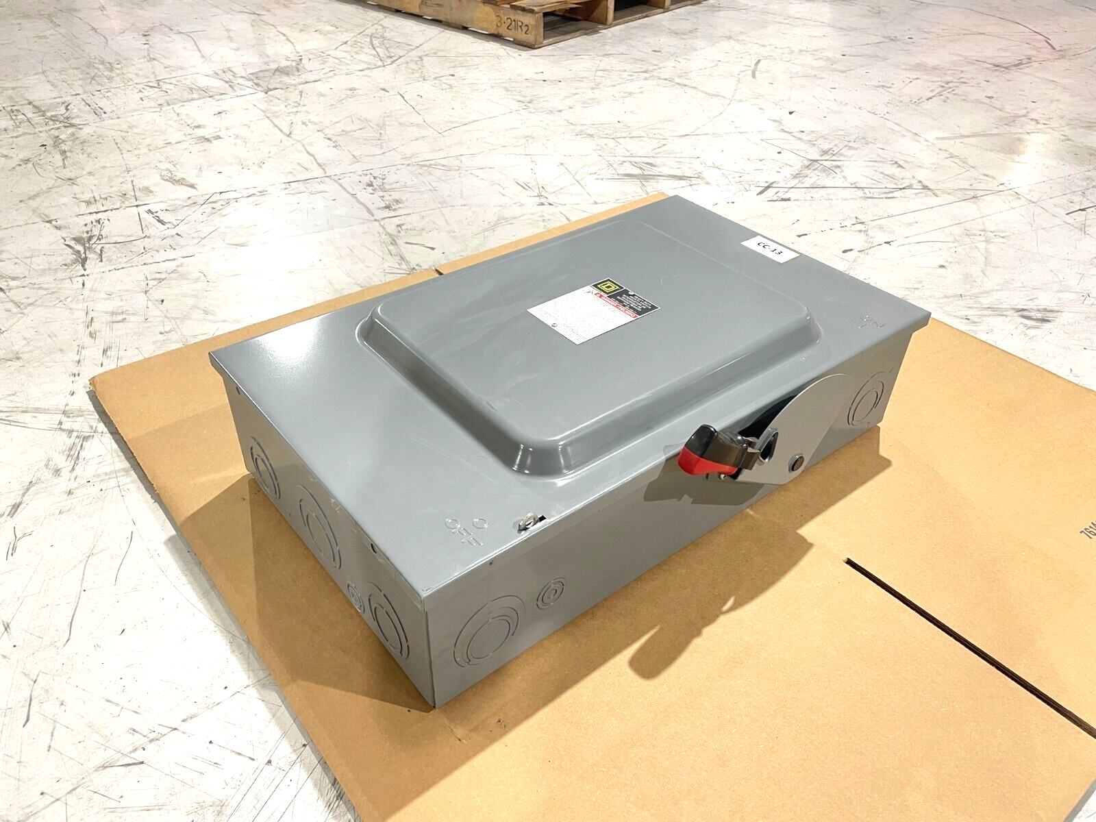 Square D H364 Series F05 Heavy Duty Safety Switch, 200A, 600V Power Disconnect - Maverick Industrial Sales
