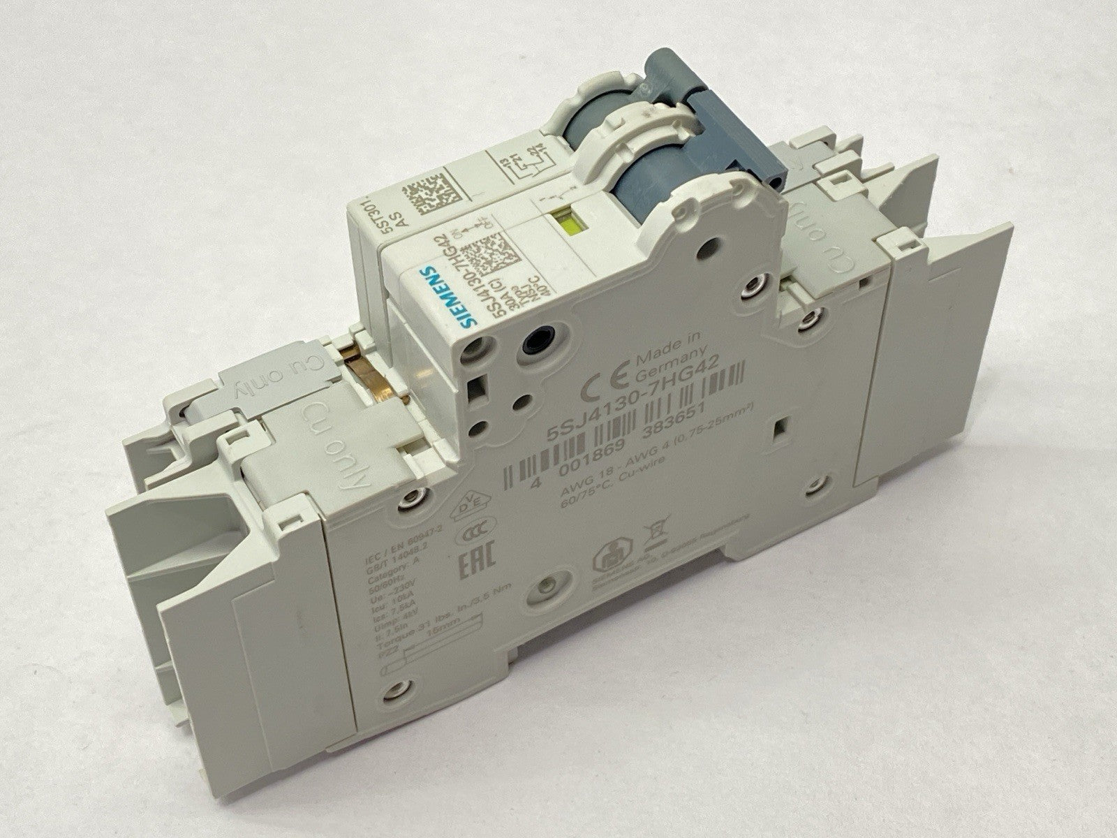 Siemens 5SJ4130-7HG42 Circuit Breaker 30A 277V/400VAC w/ 5ST3010-0HG Switch - Maverick Industrial Sales